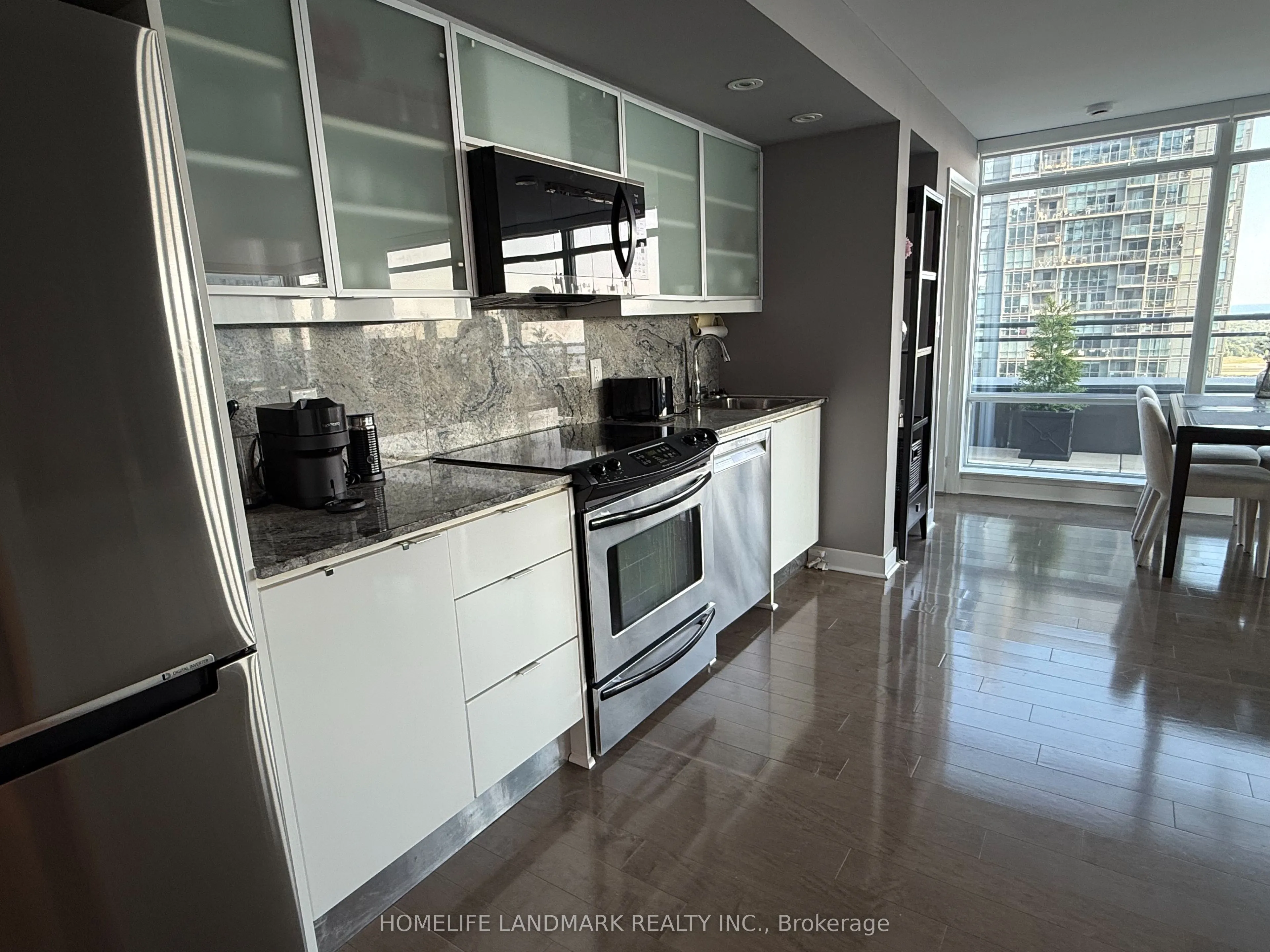 25 Telegram Mews, #3107