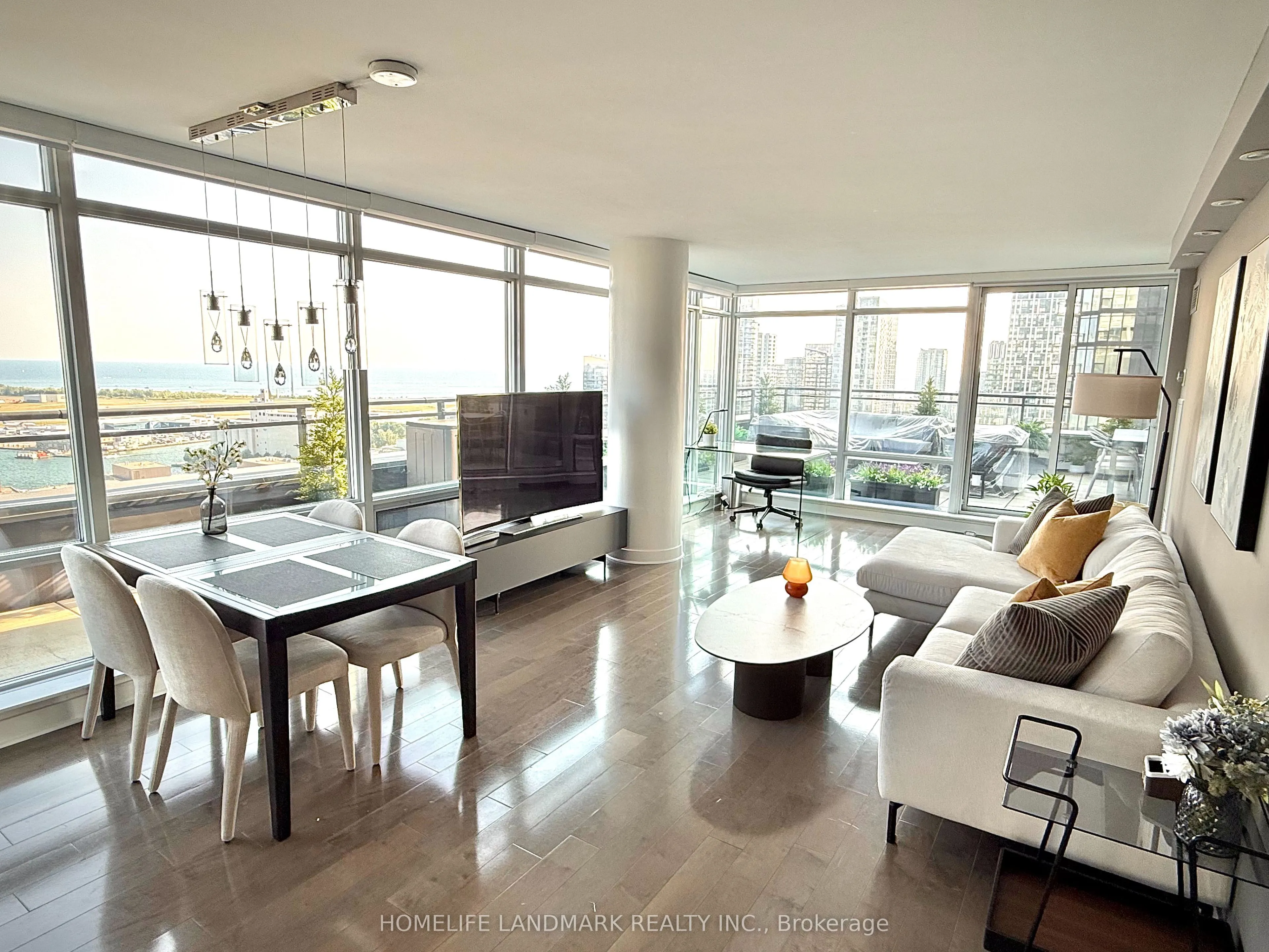 25 Telegram Mews, #3107