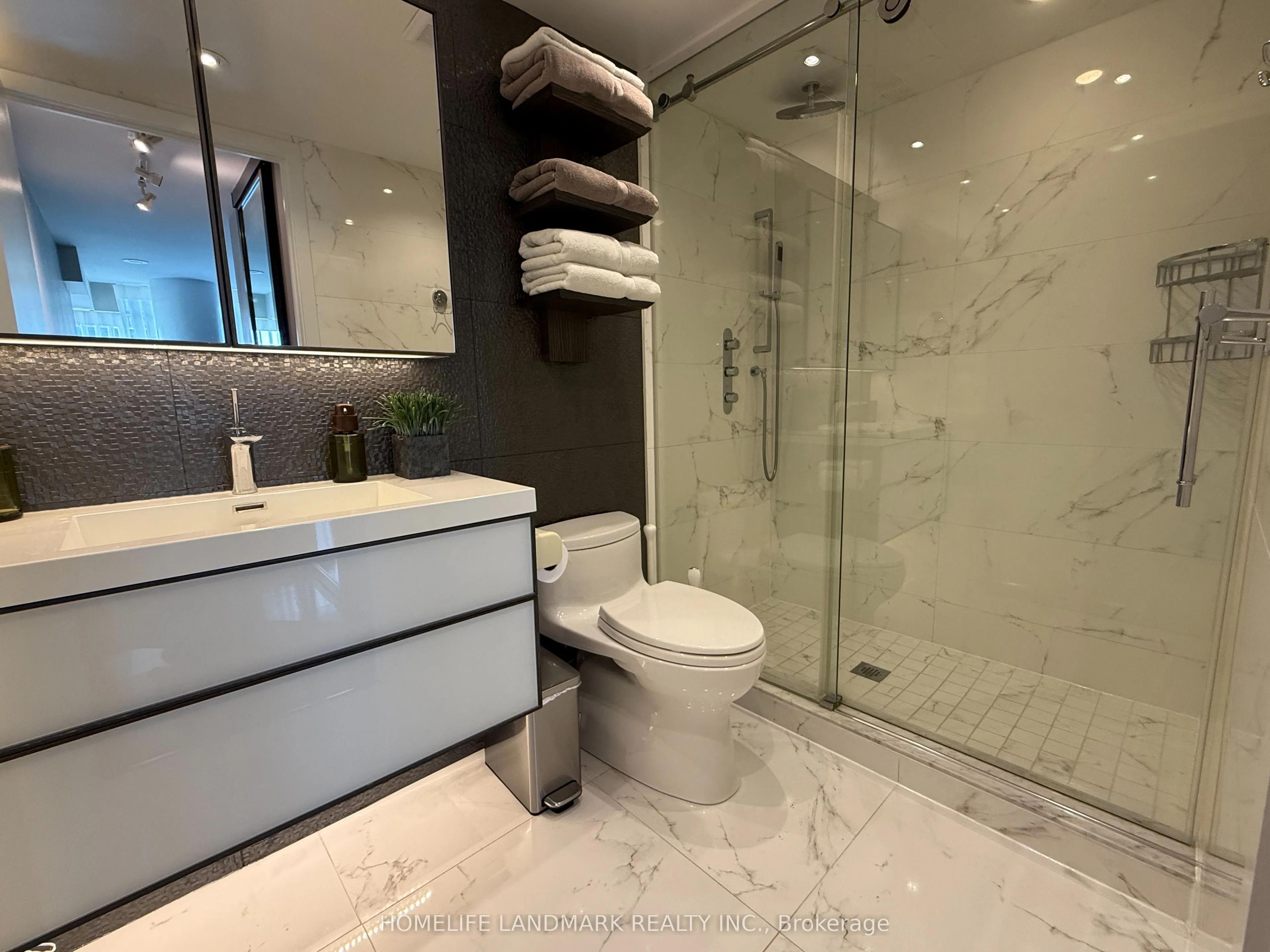 25 Telegram Mews, #3107