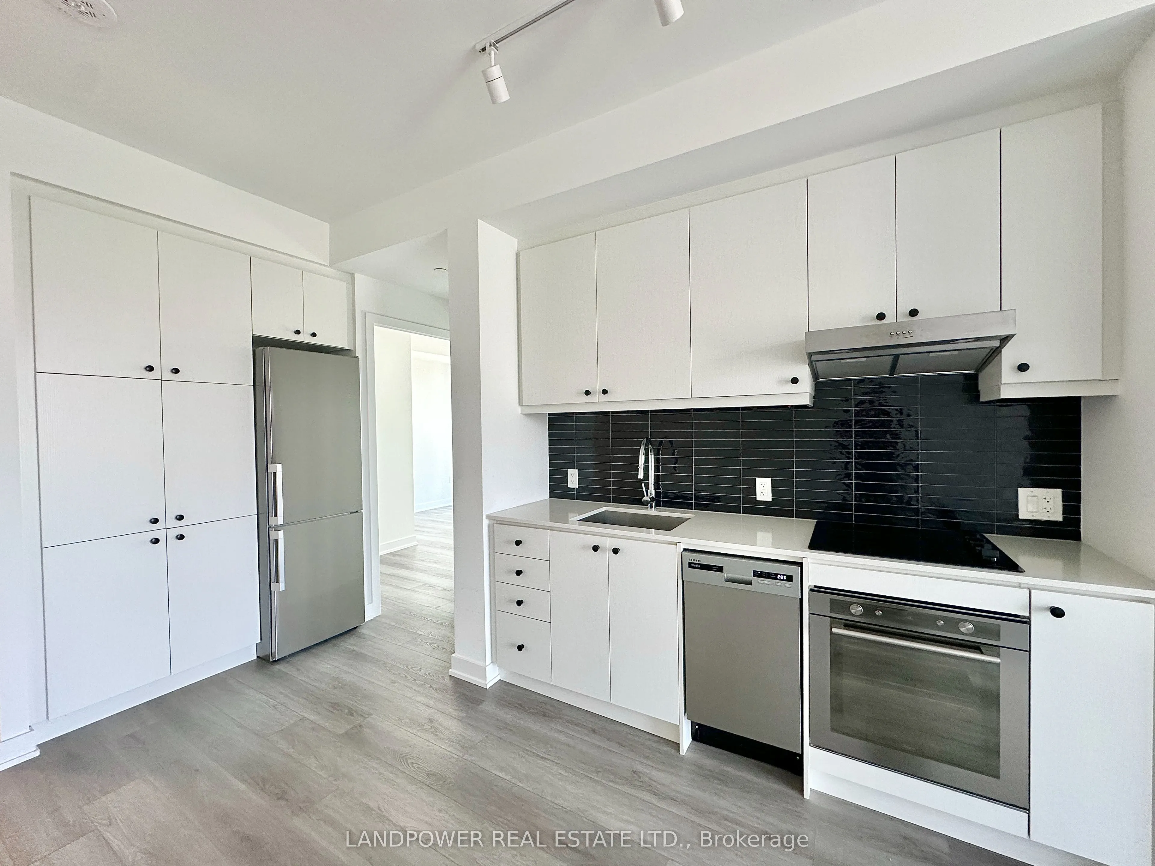9 Tecumseth Street, #1007