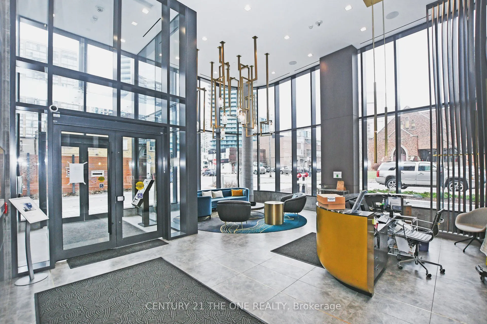 15 Holmes Avenue, #1708