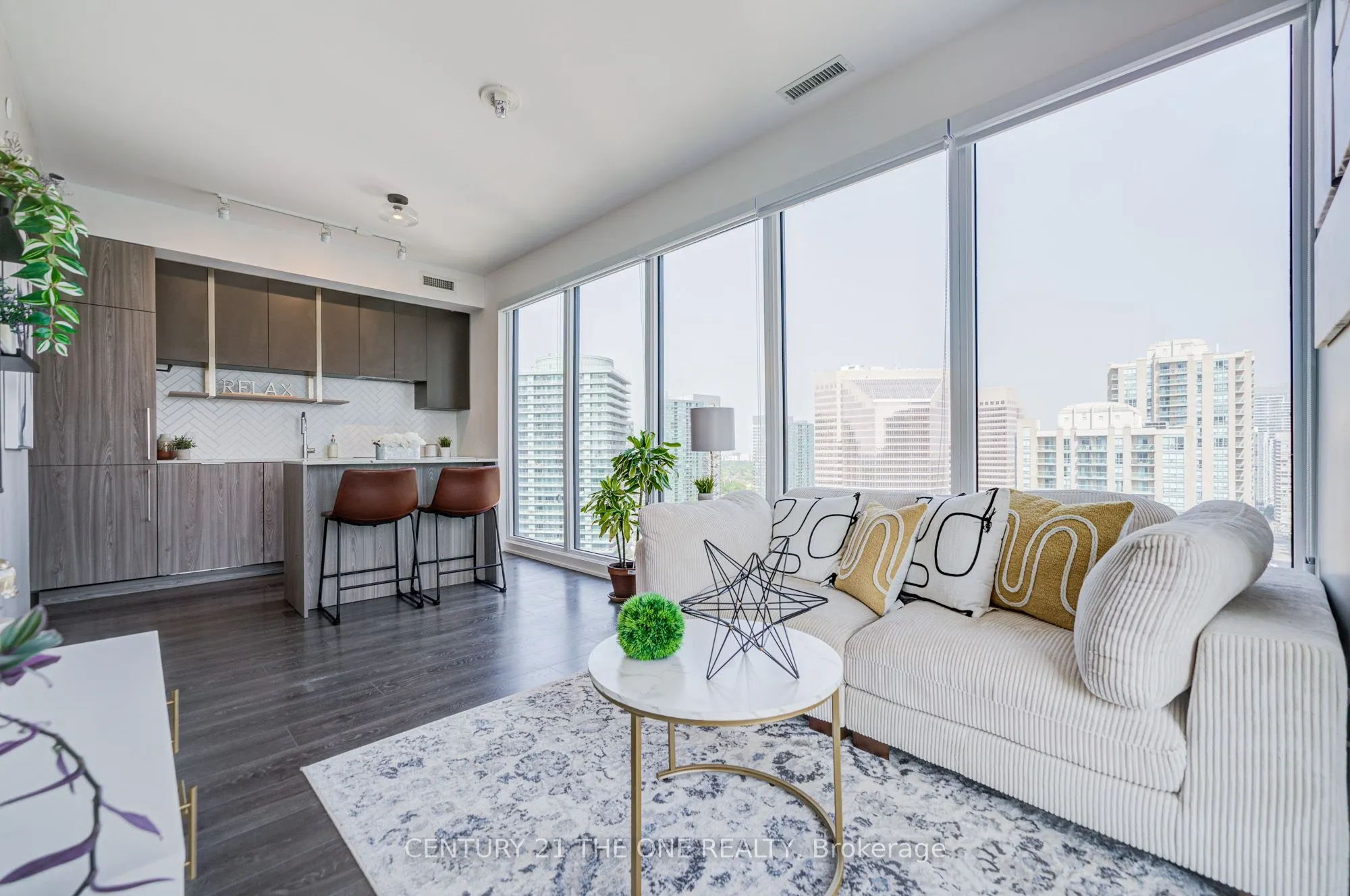 15 Holmes Avenue, #1708