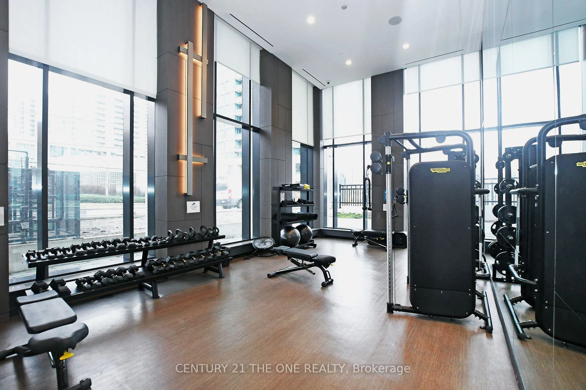 15 Holmes Avenue, #1708
