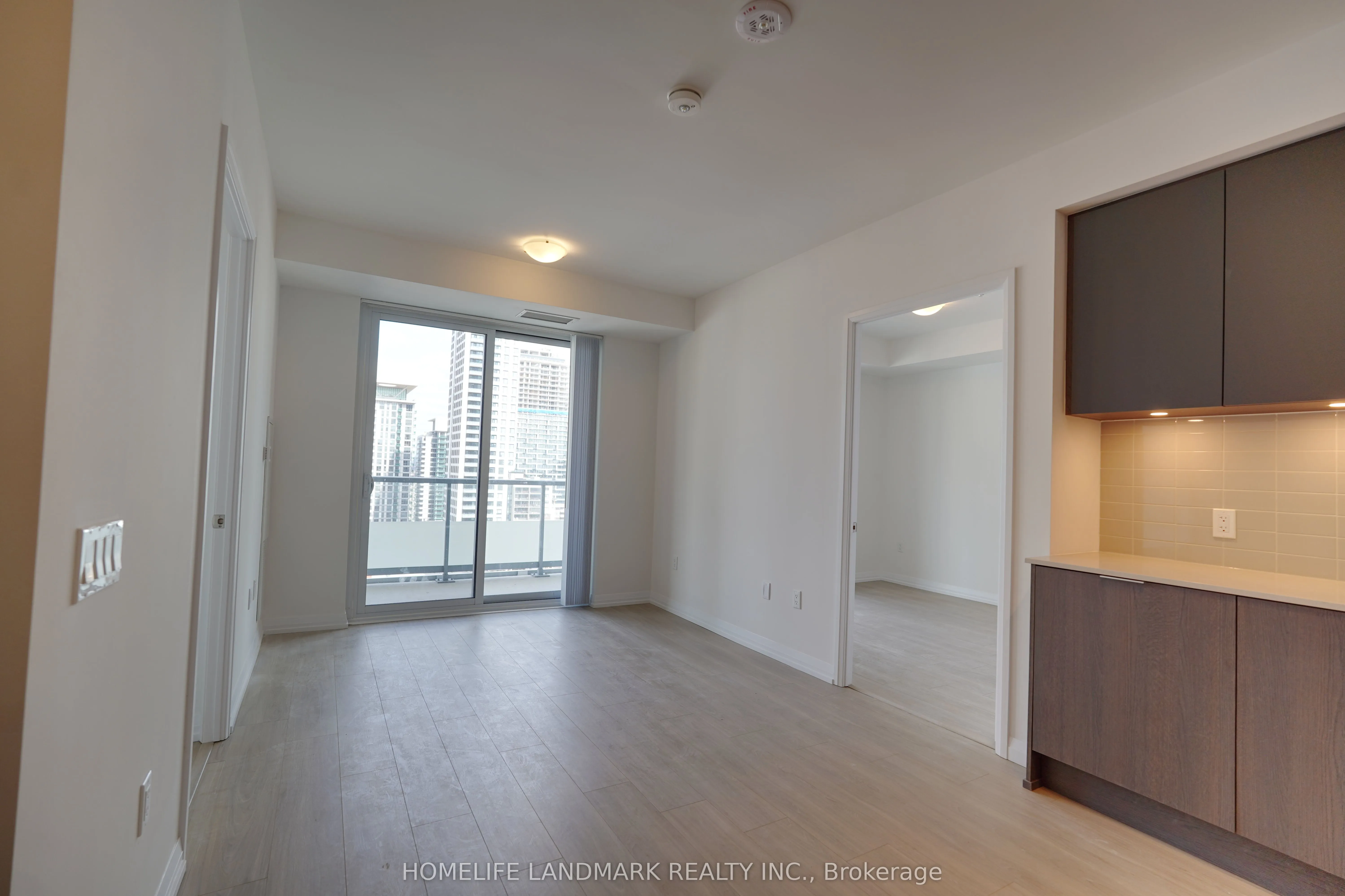 50 Dunfield Avenue, #2318