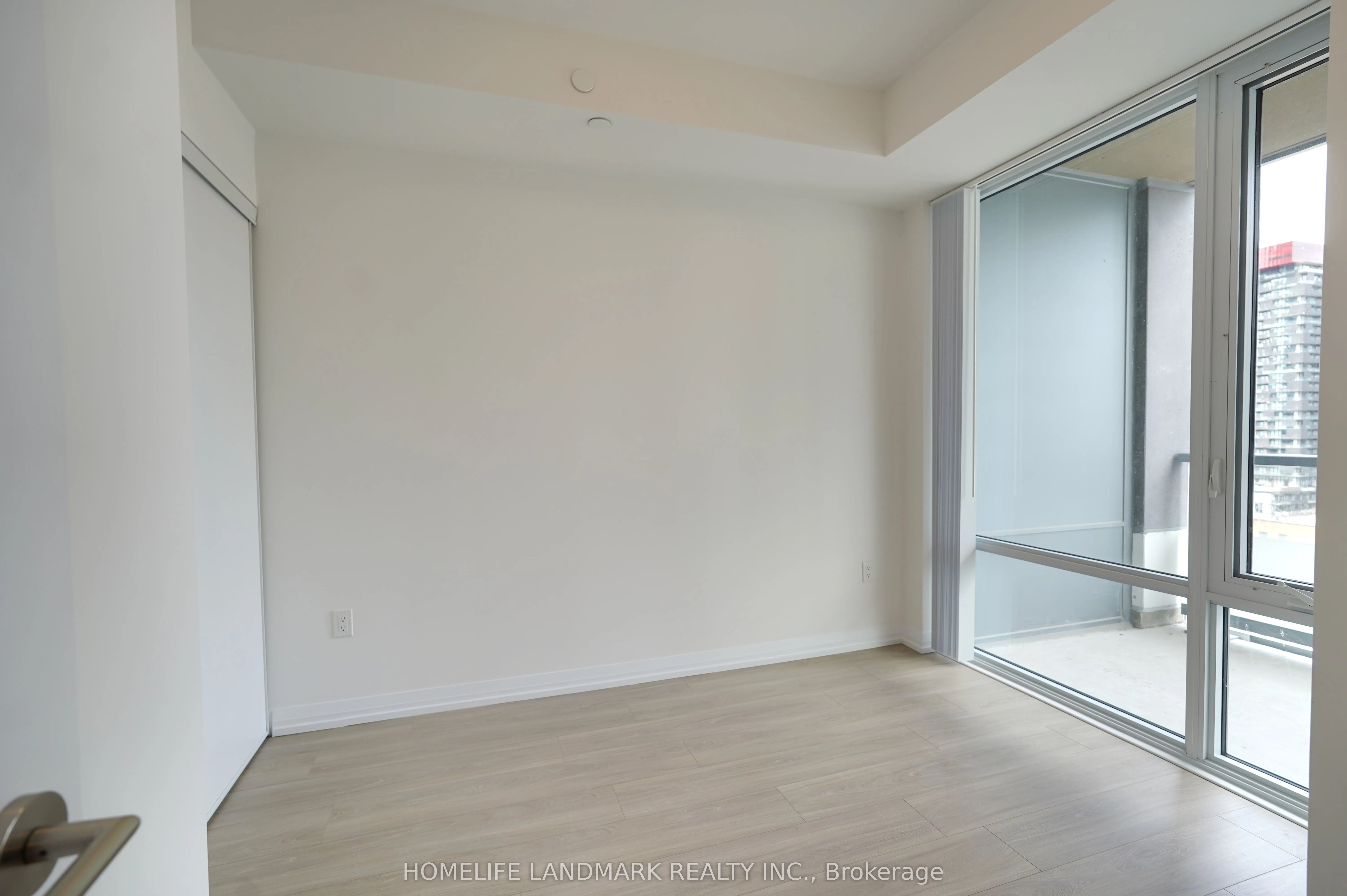 50 Dunfield Avenue, #2318