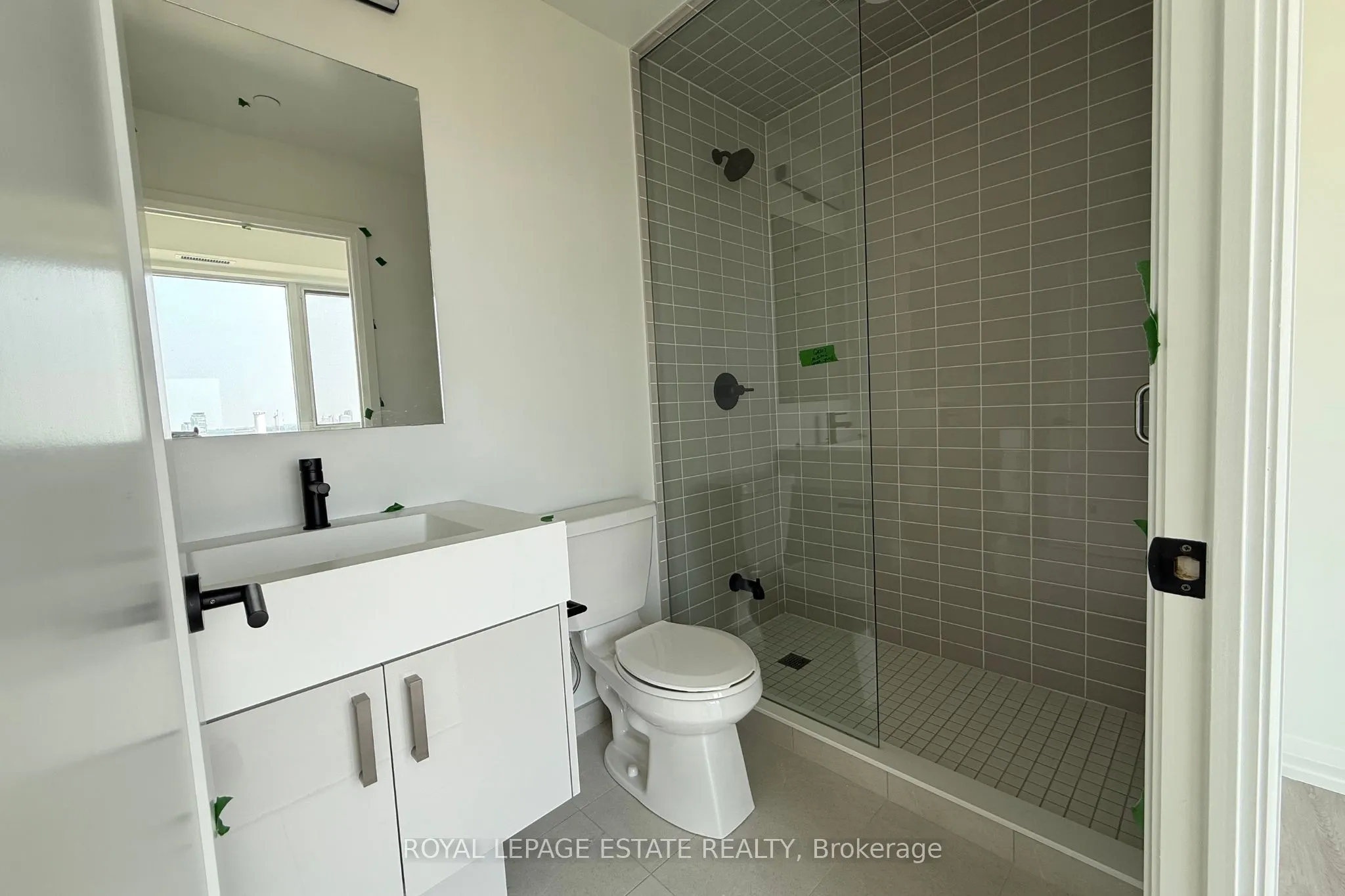 280 Dundas Street W, #2503