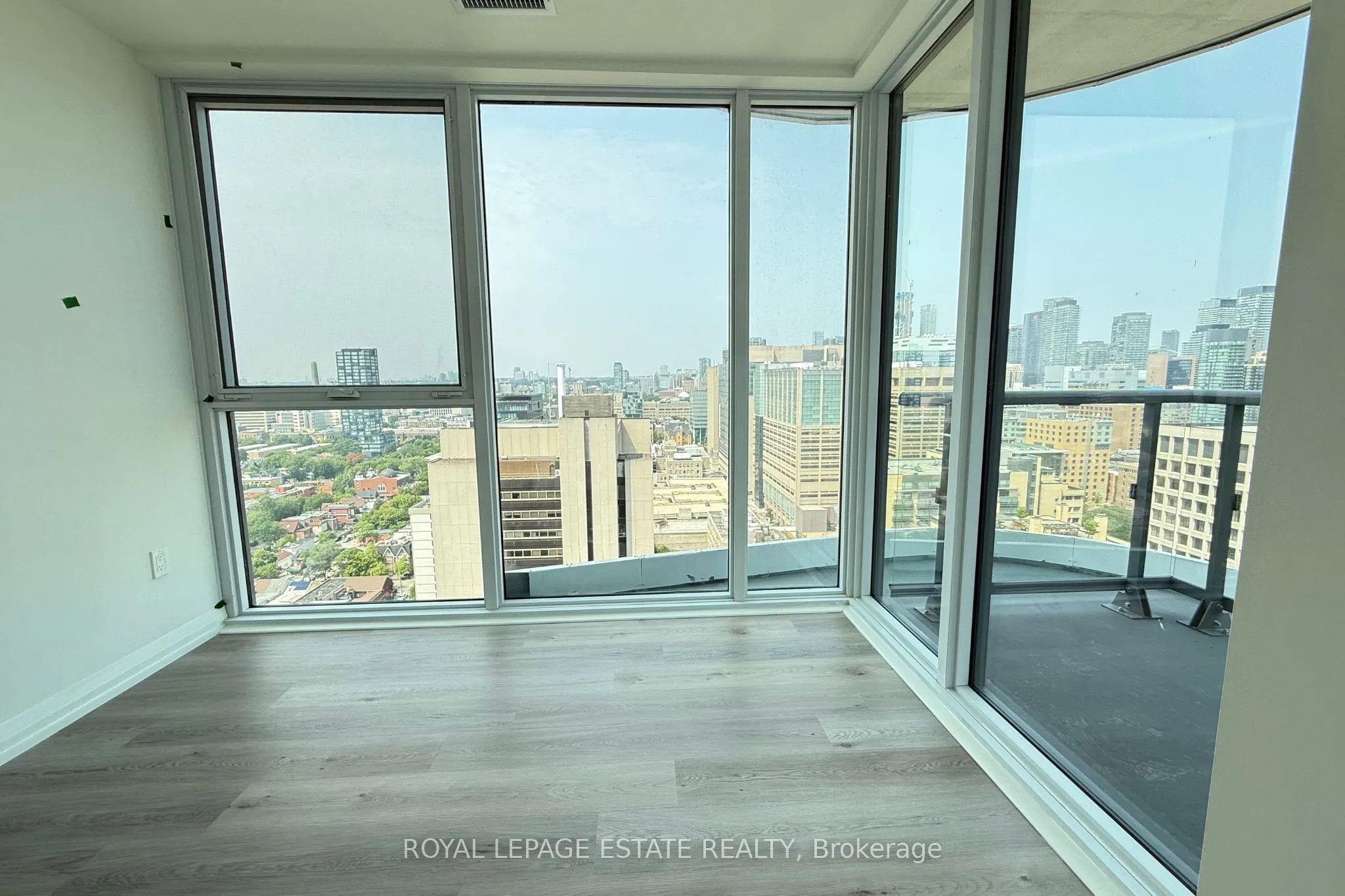 280 Dundas Street W, #2503
