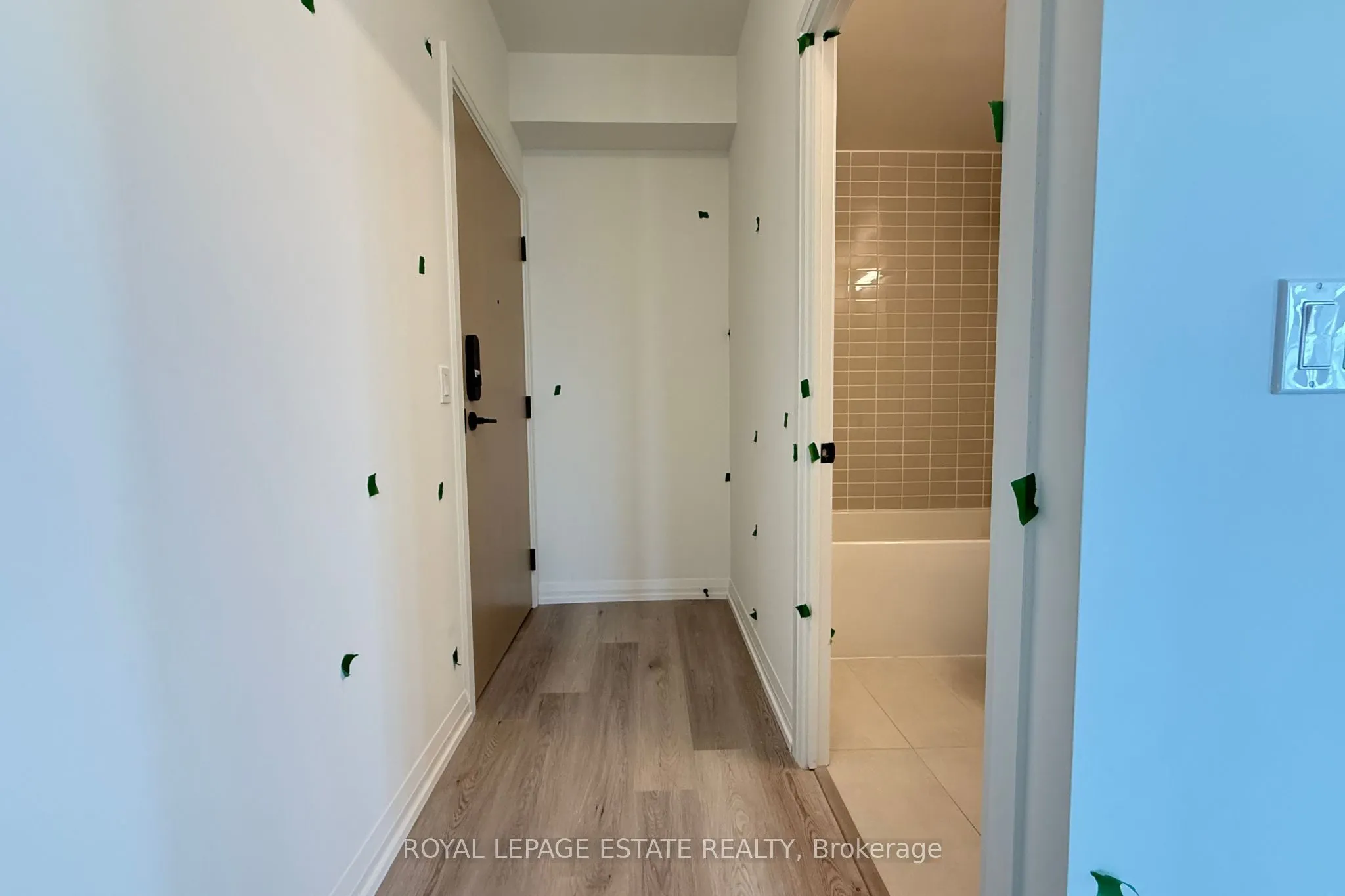 280 Dundas Street W, #2503