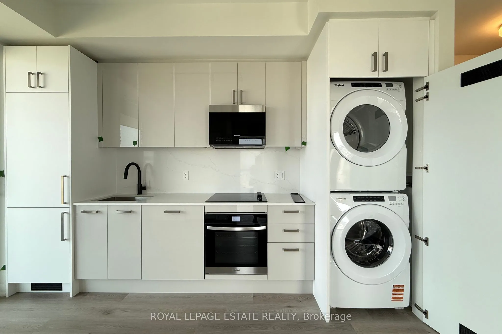280 Dundas Street W, #2503