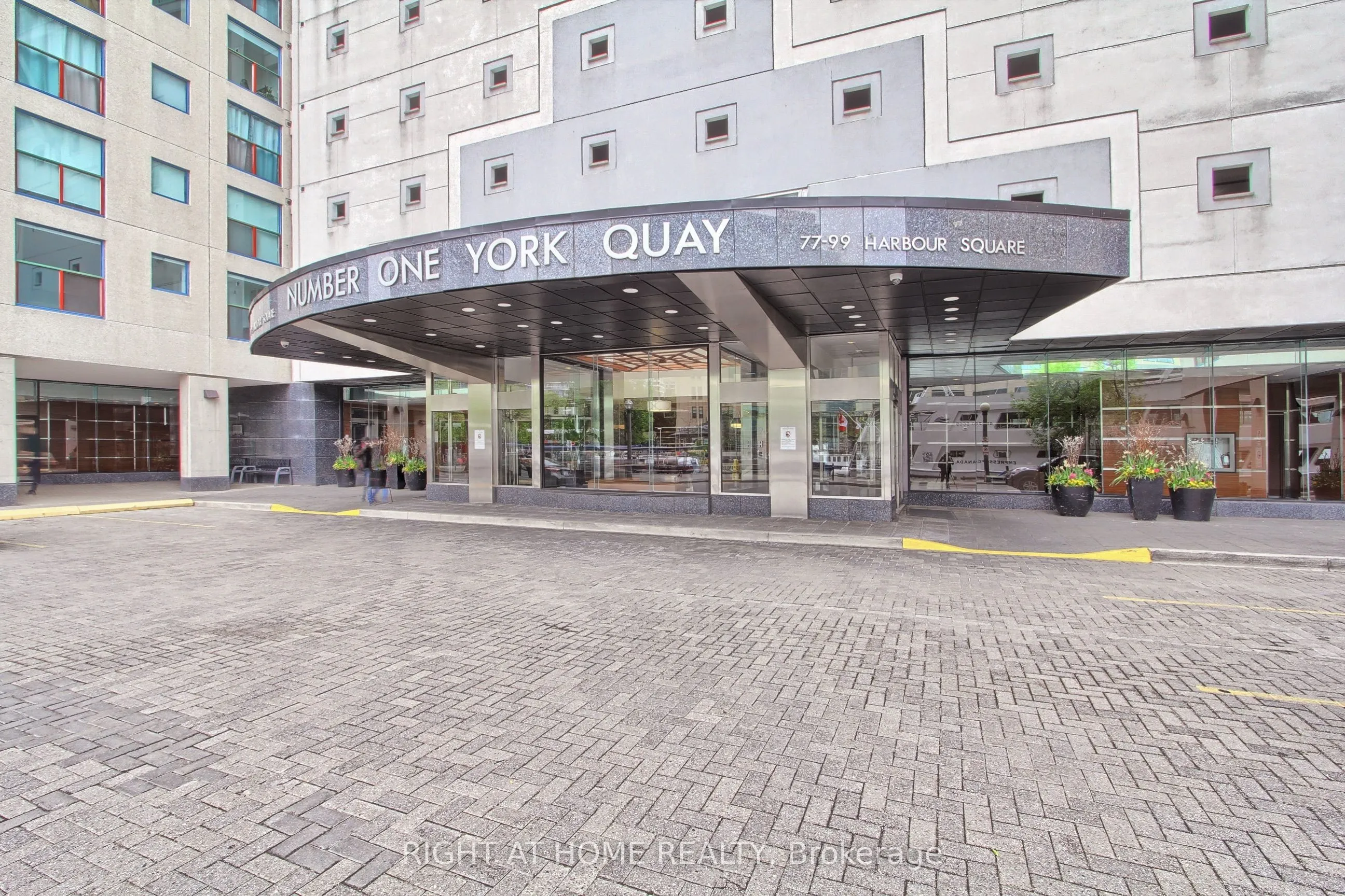 77 Harbour Square, #504