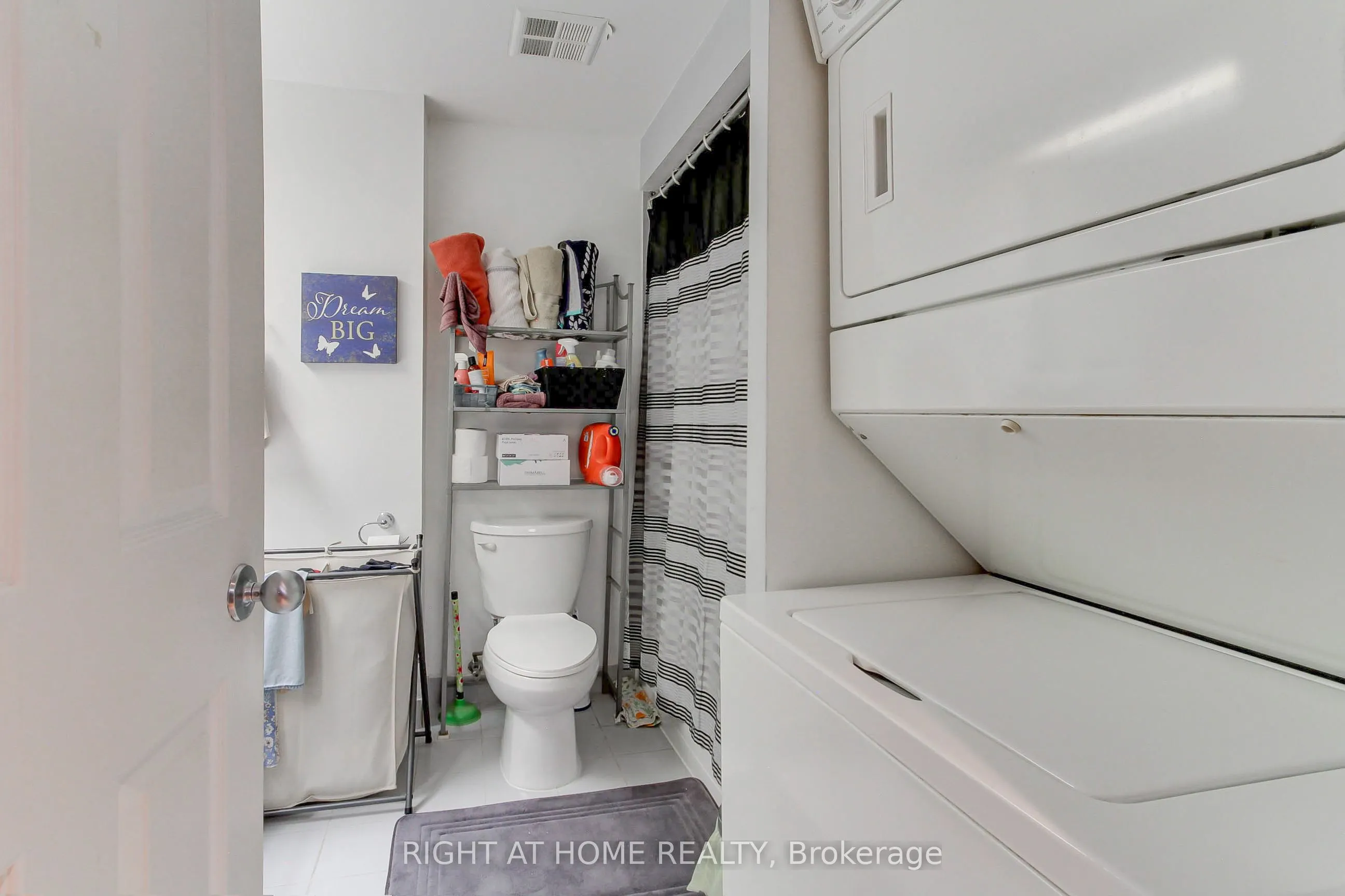 77 Harbour Square, #504