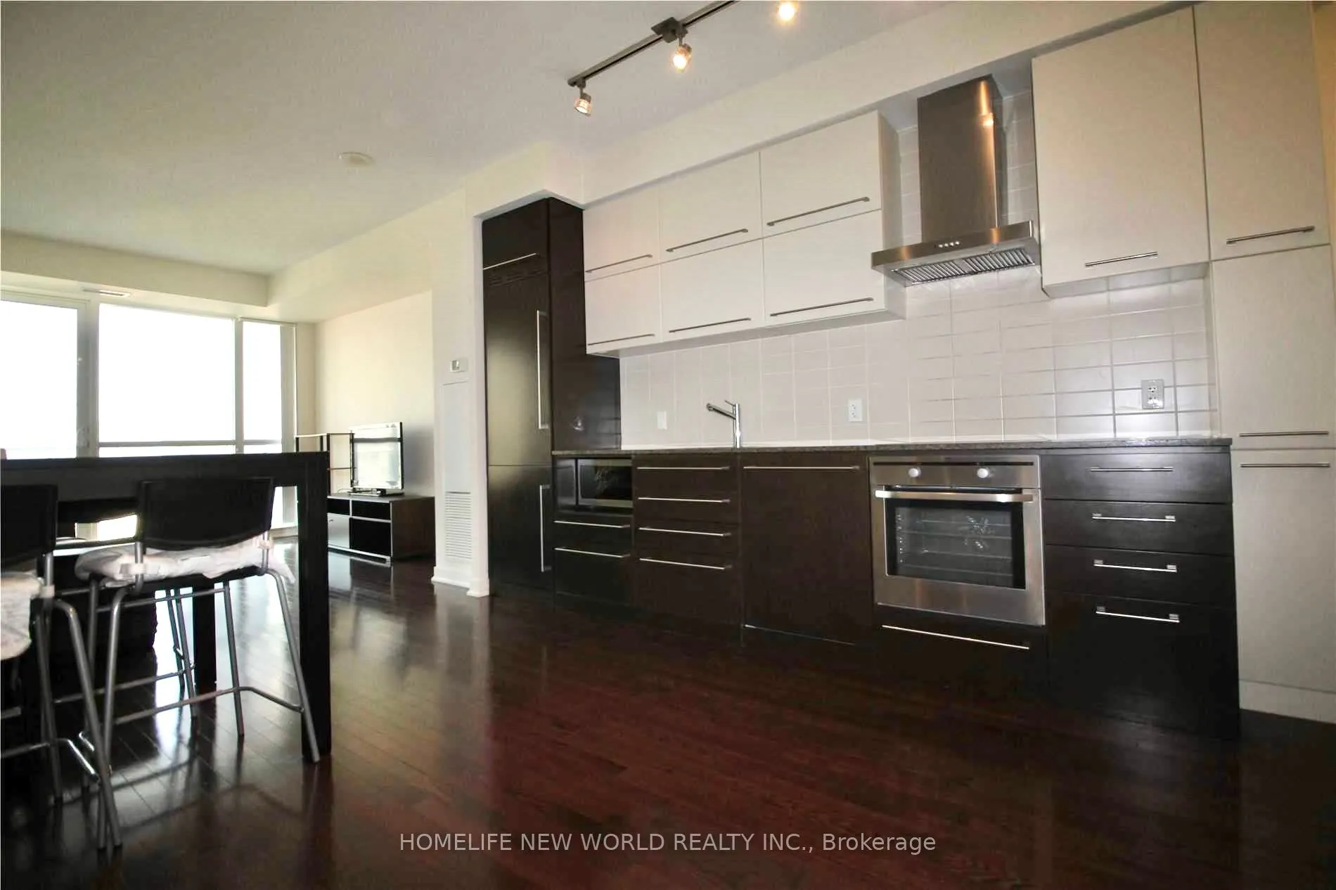 770 BAY Street, #2202