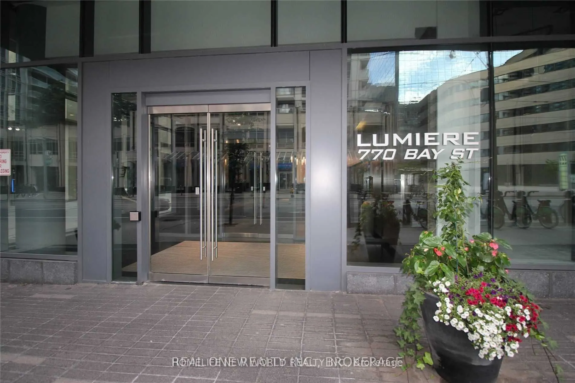 770 BAY Street, #2202
