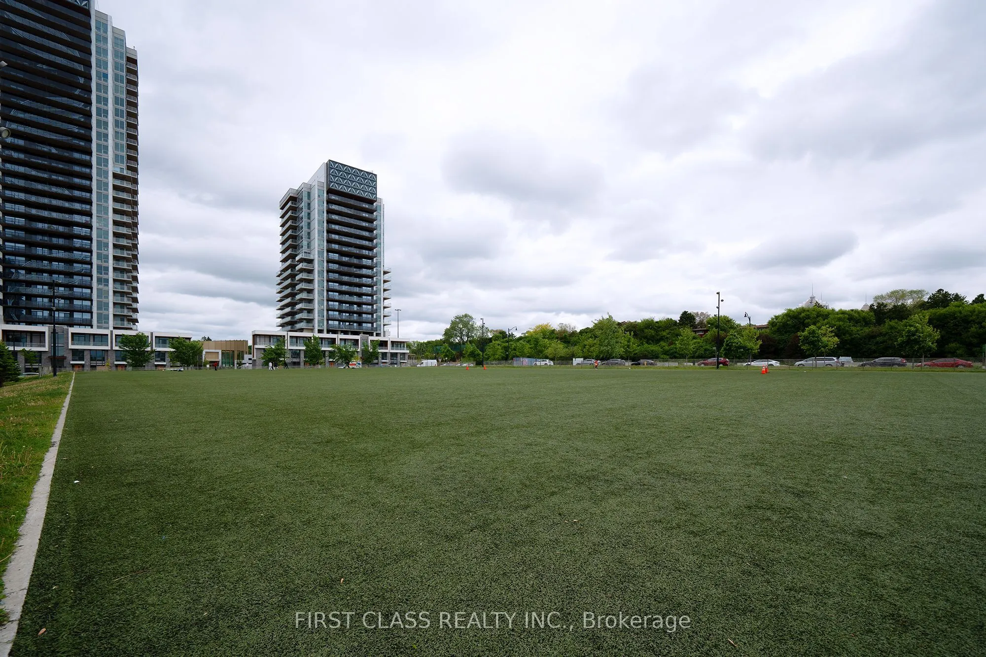 117 Mcmahon Drive, #3603