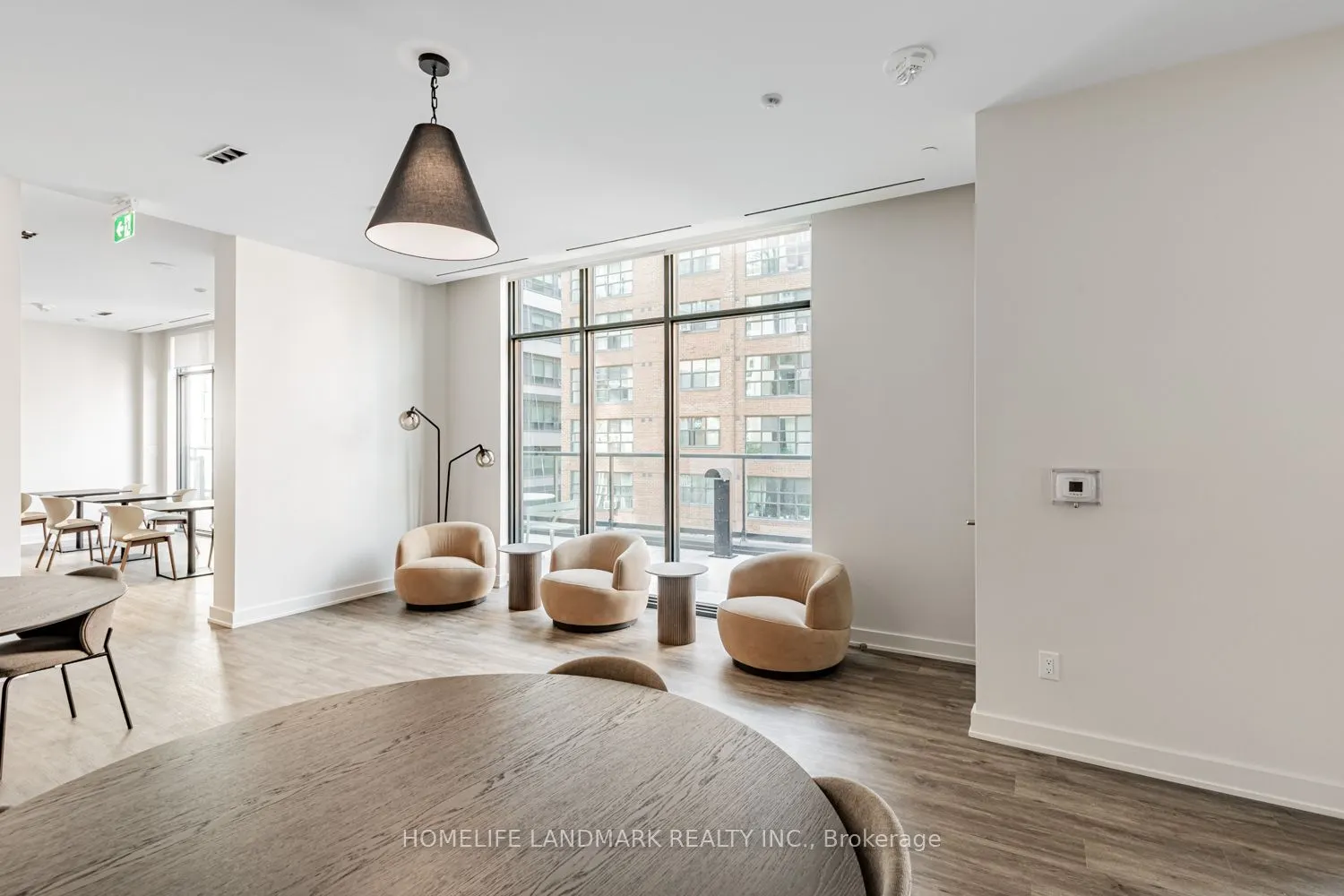 65 Mutual Street, #2501