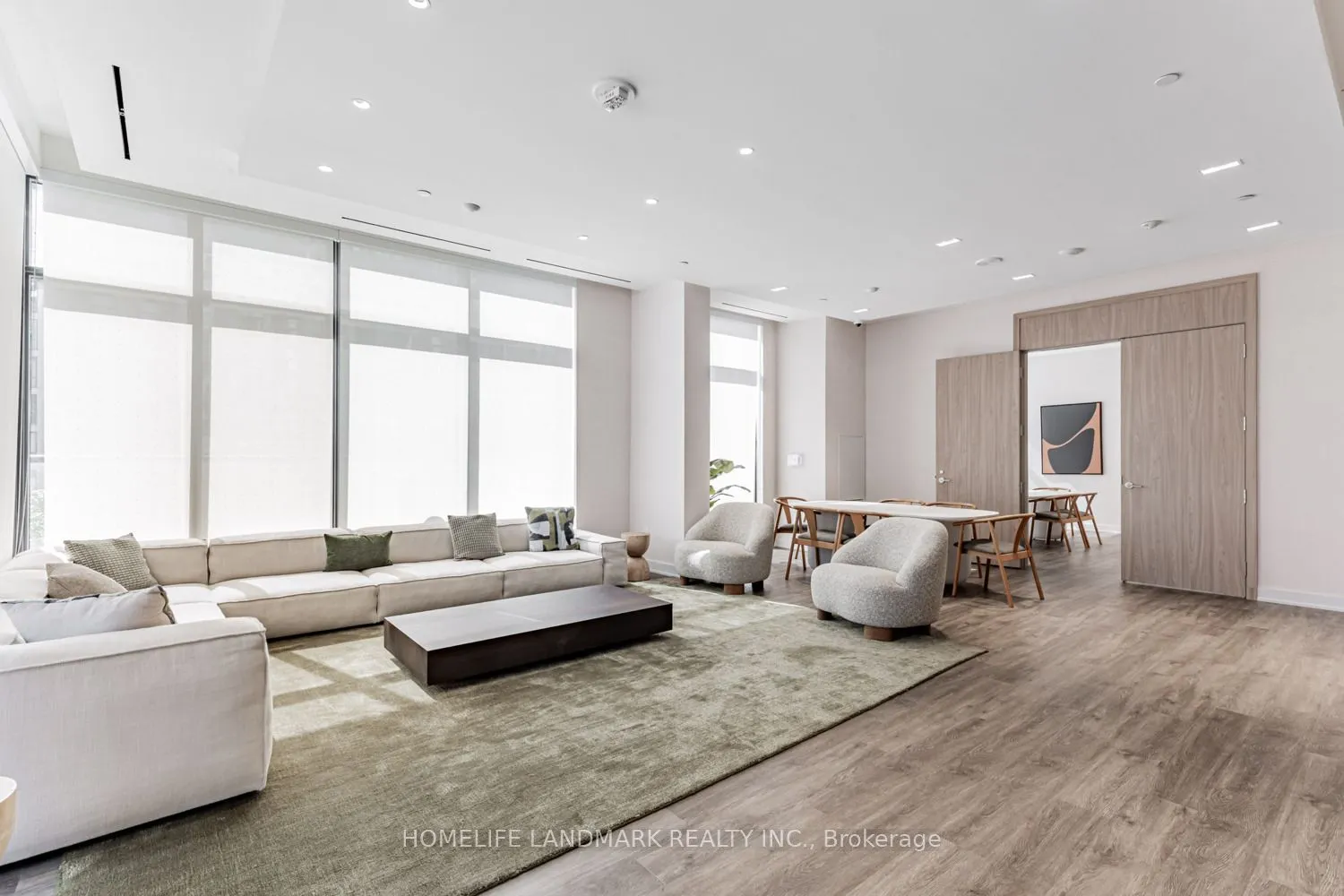 65 Mutual Street, #2501