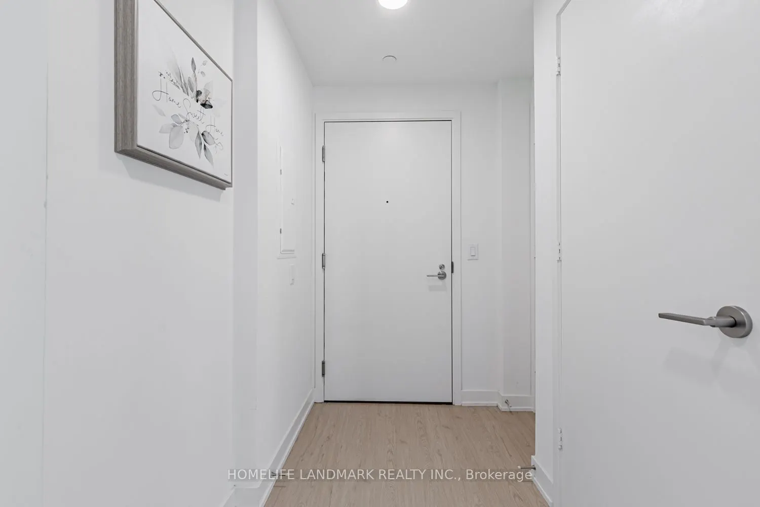 65 Mutual Street, #2501