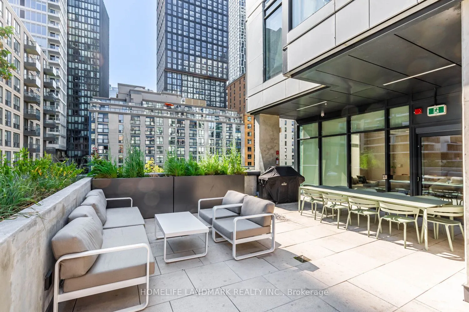 65 Mutual Street, #2501