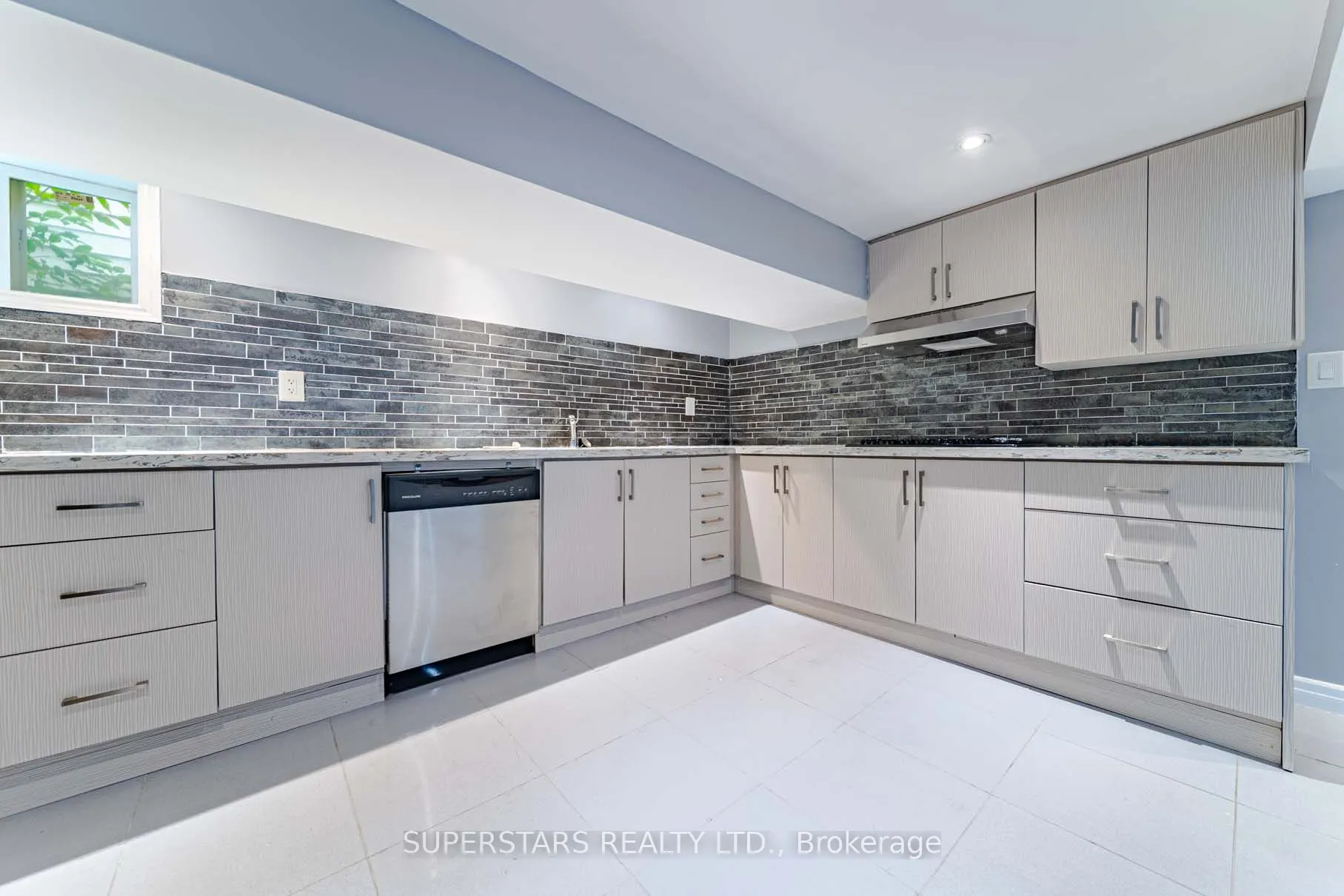 29 Crestview Road