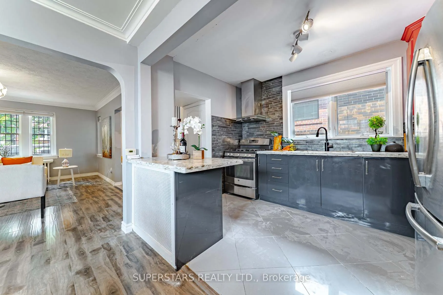 29 Crestview Road