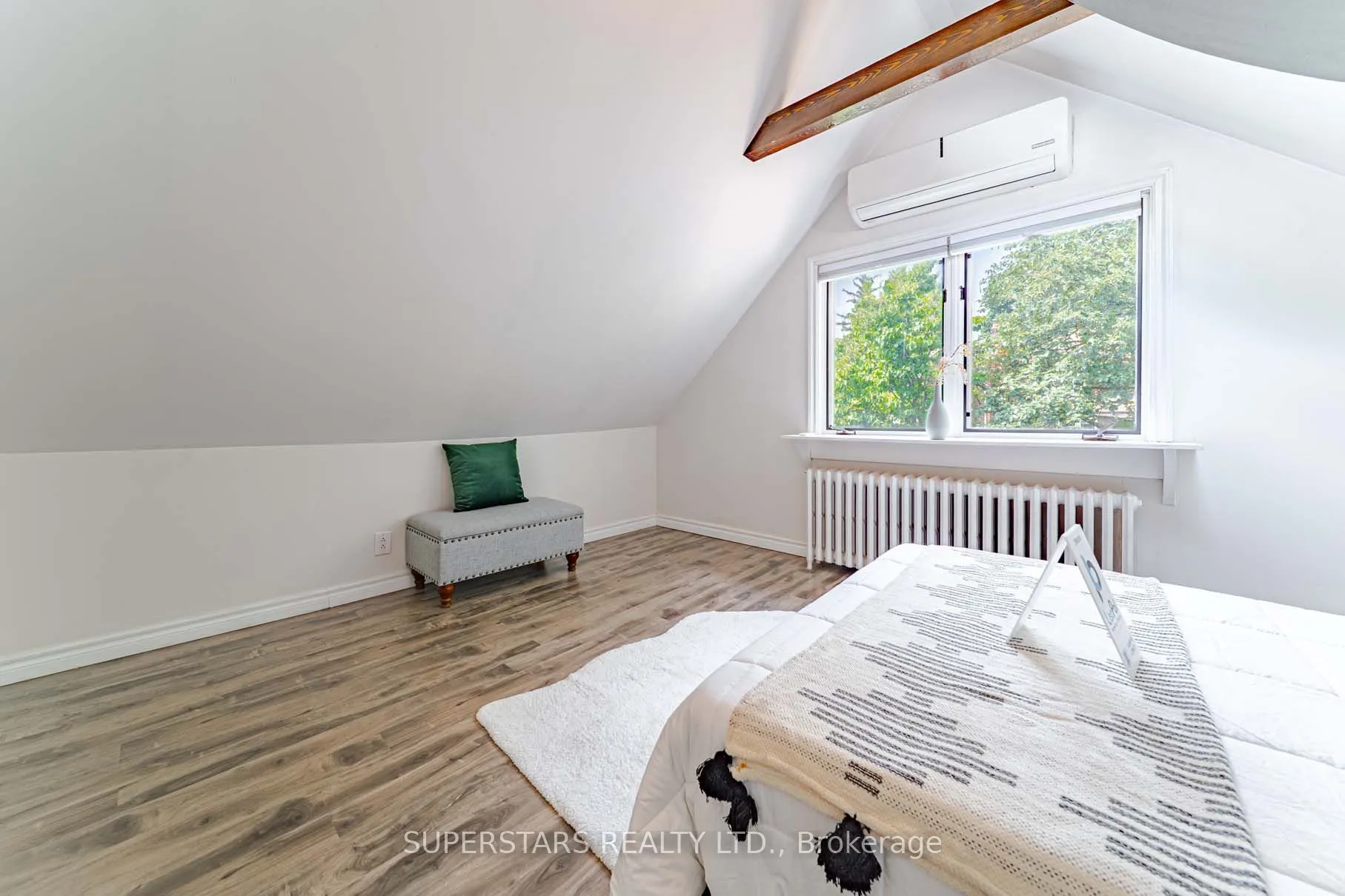 29 Crestview Road