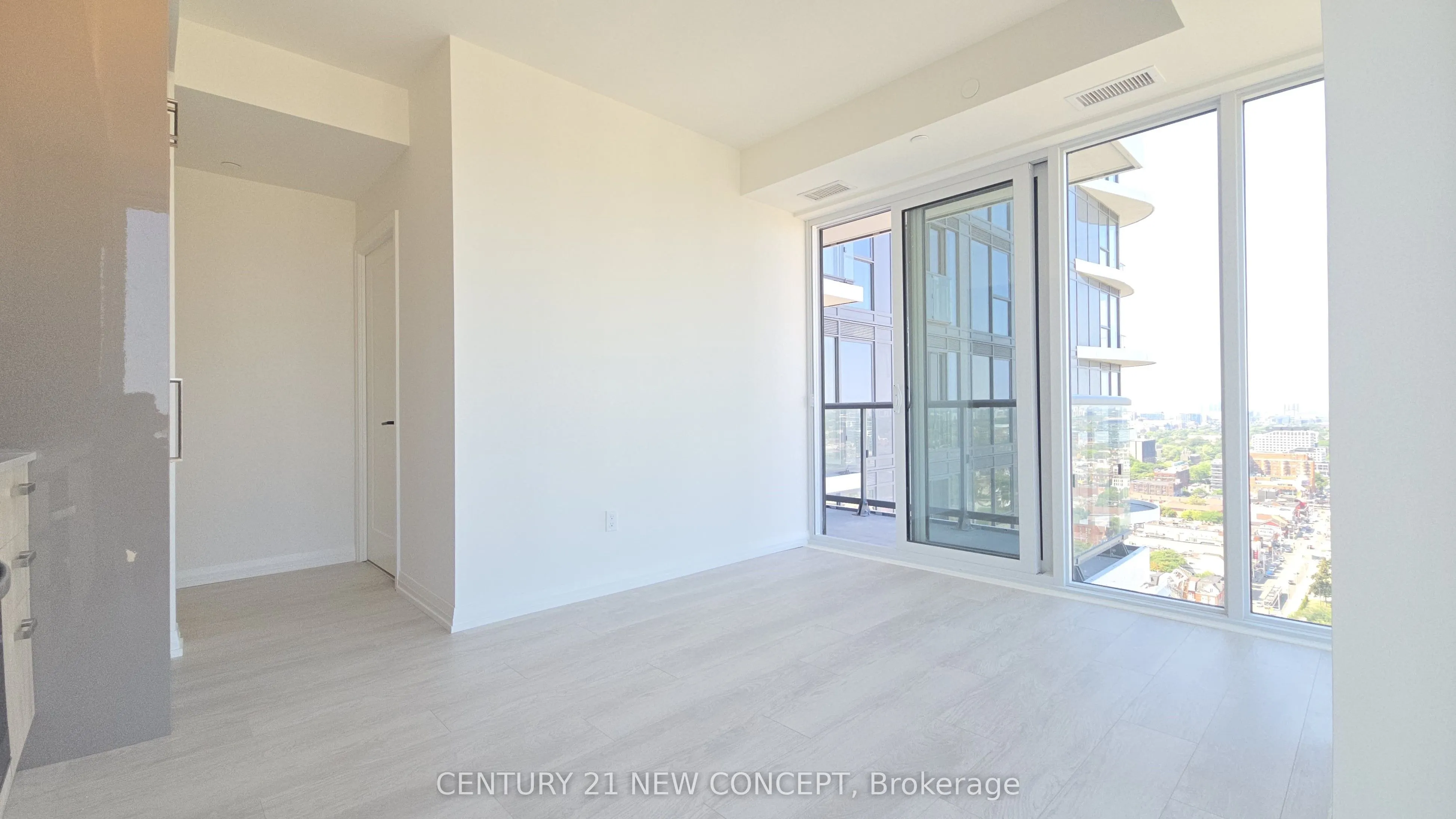 280 Dundas Street W, #2502