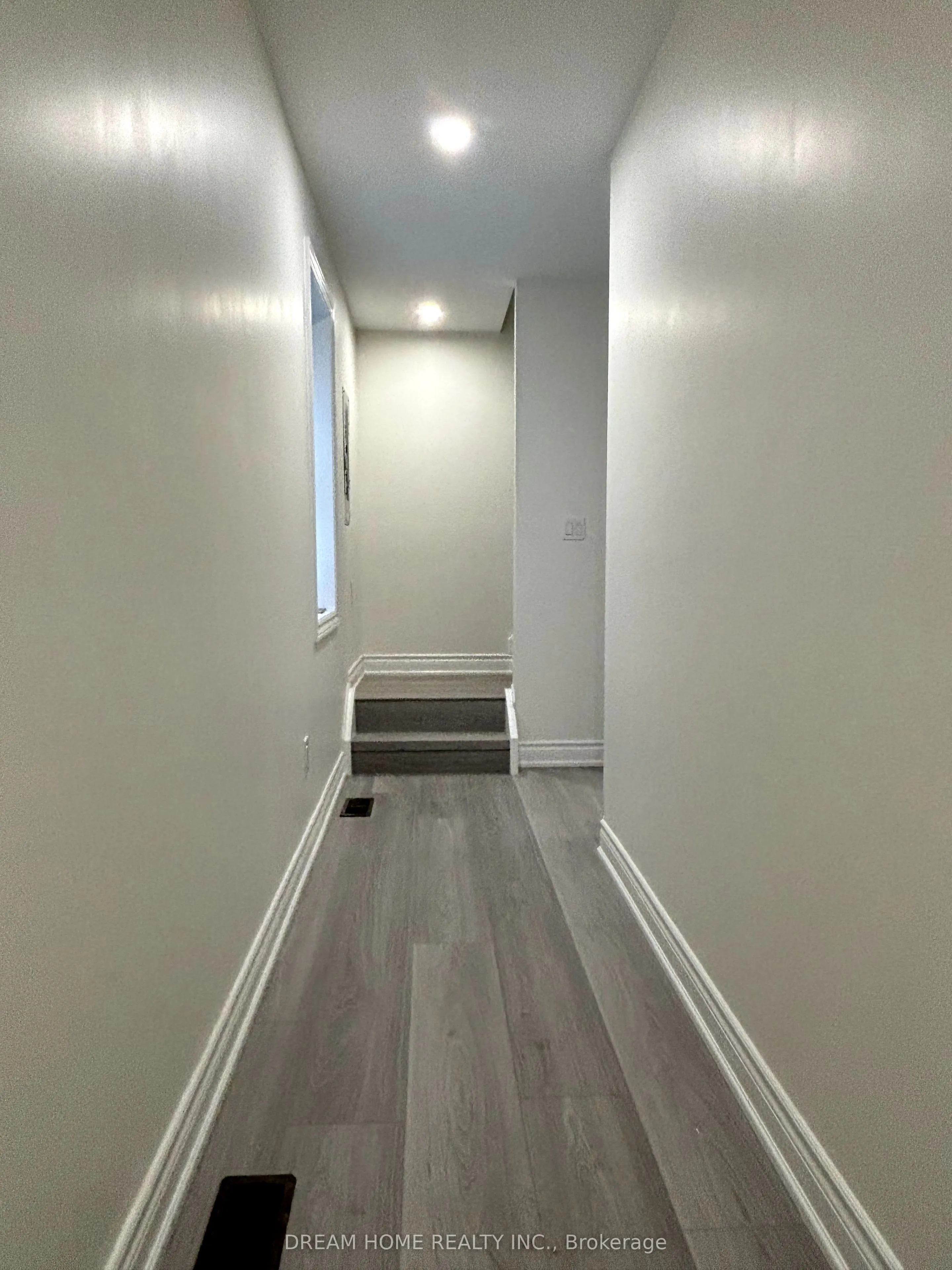 643 Bathurst Street, #203