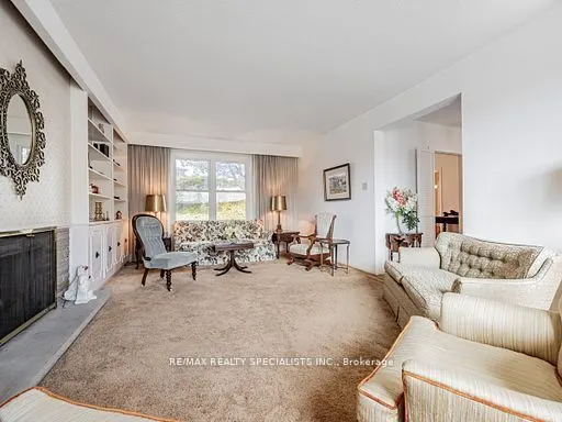 8 Beveridge Drive