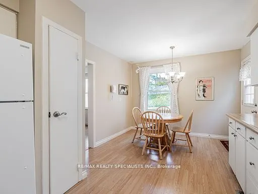 8 Beveridge Drive