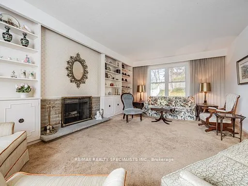 8 Beveridge Drive