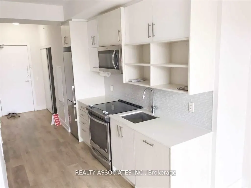 128 Fairview Mall Drive, #210