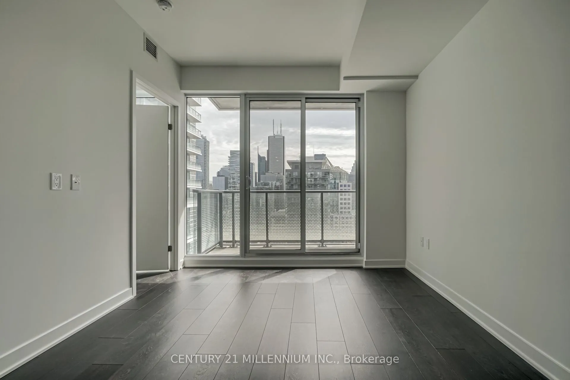 115 Blue Jays Way, #3501