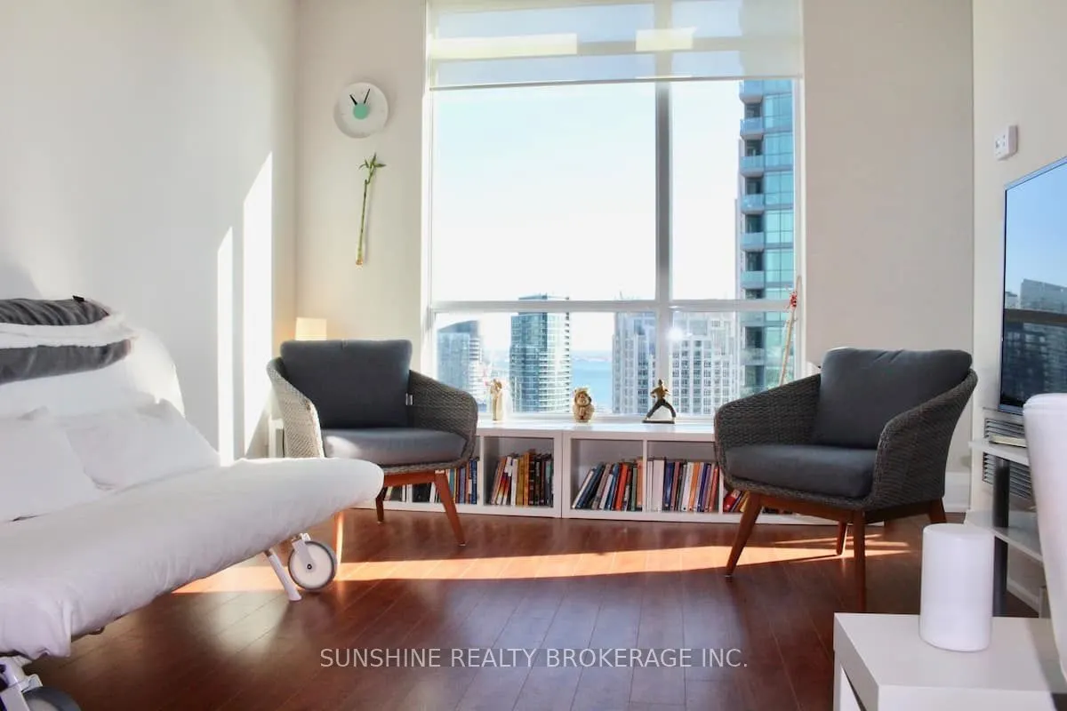 219 Fort York Boulevard, #2704