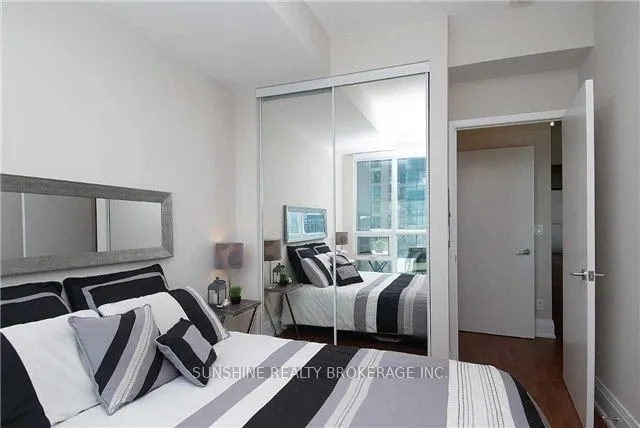 219 Fort York Boulevard, #2704