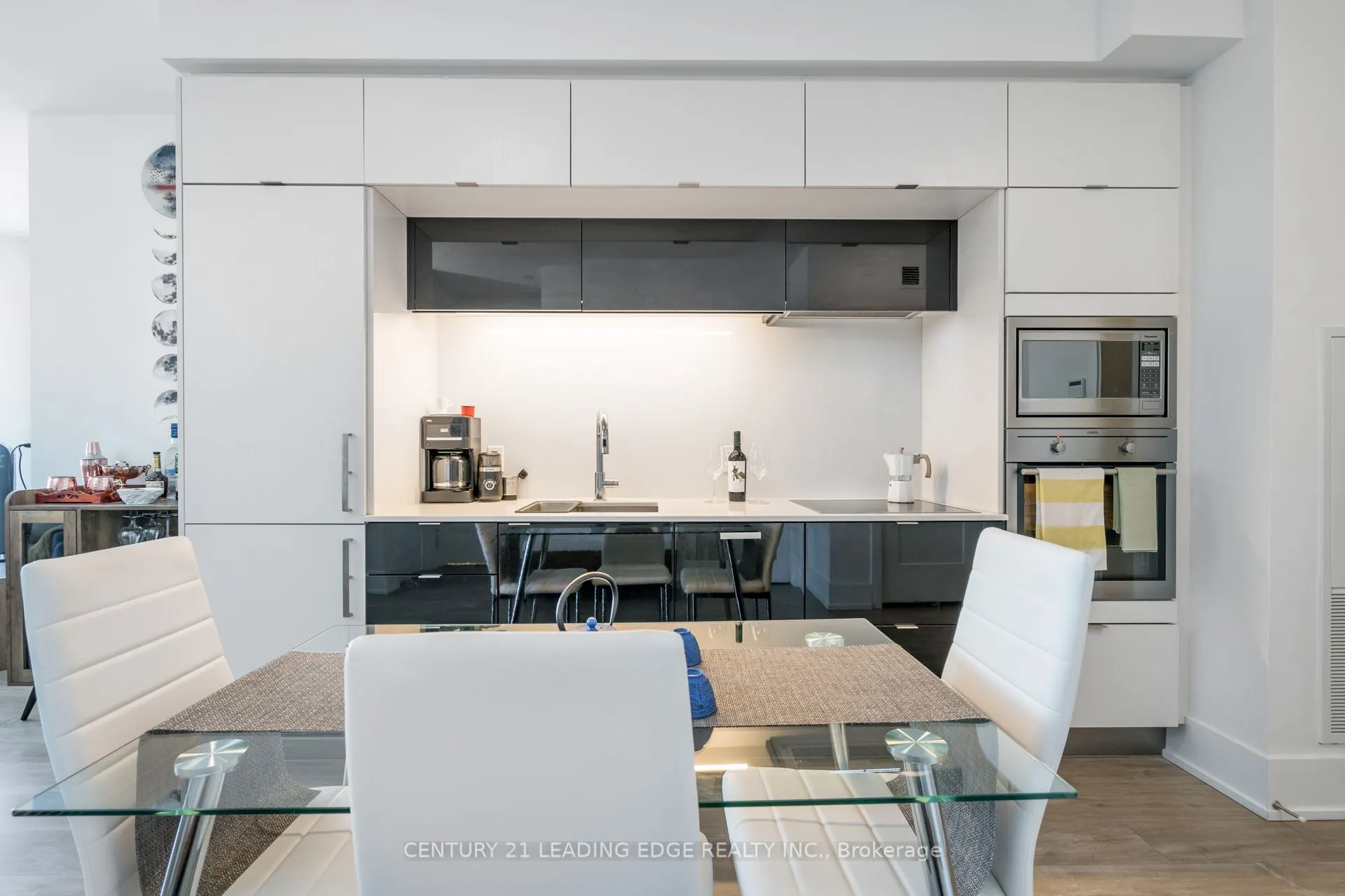 1 Edgewater Drive, #919