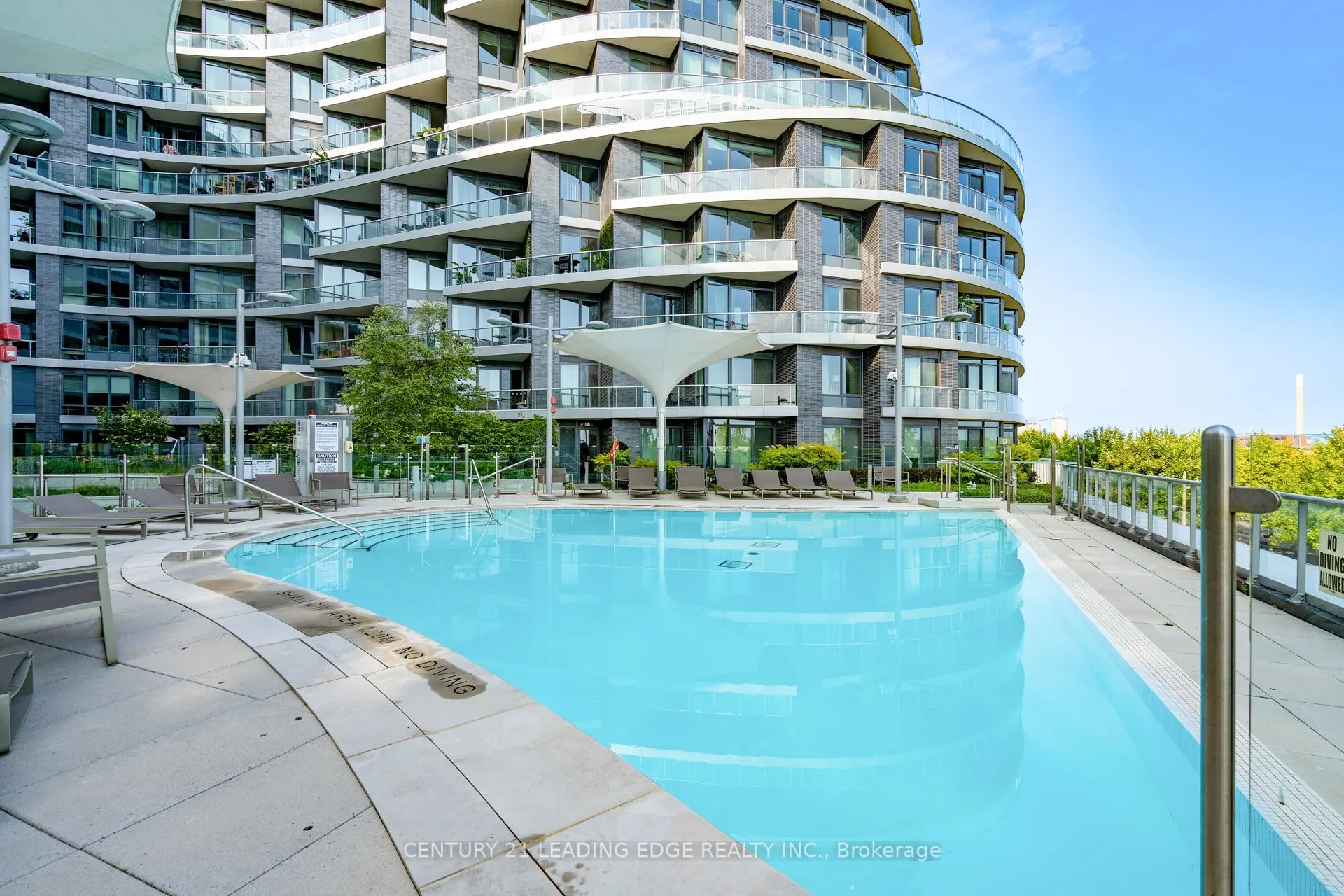 1 Edgewater Drive, #919
