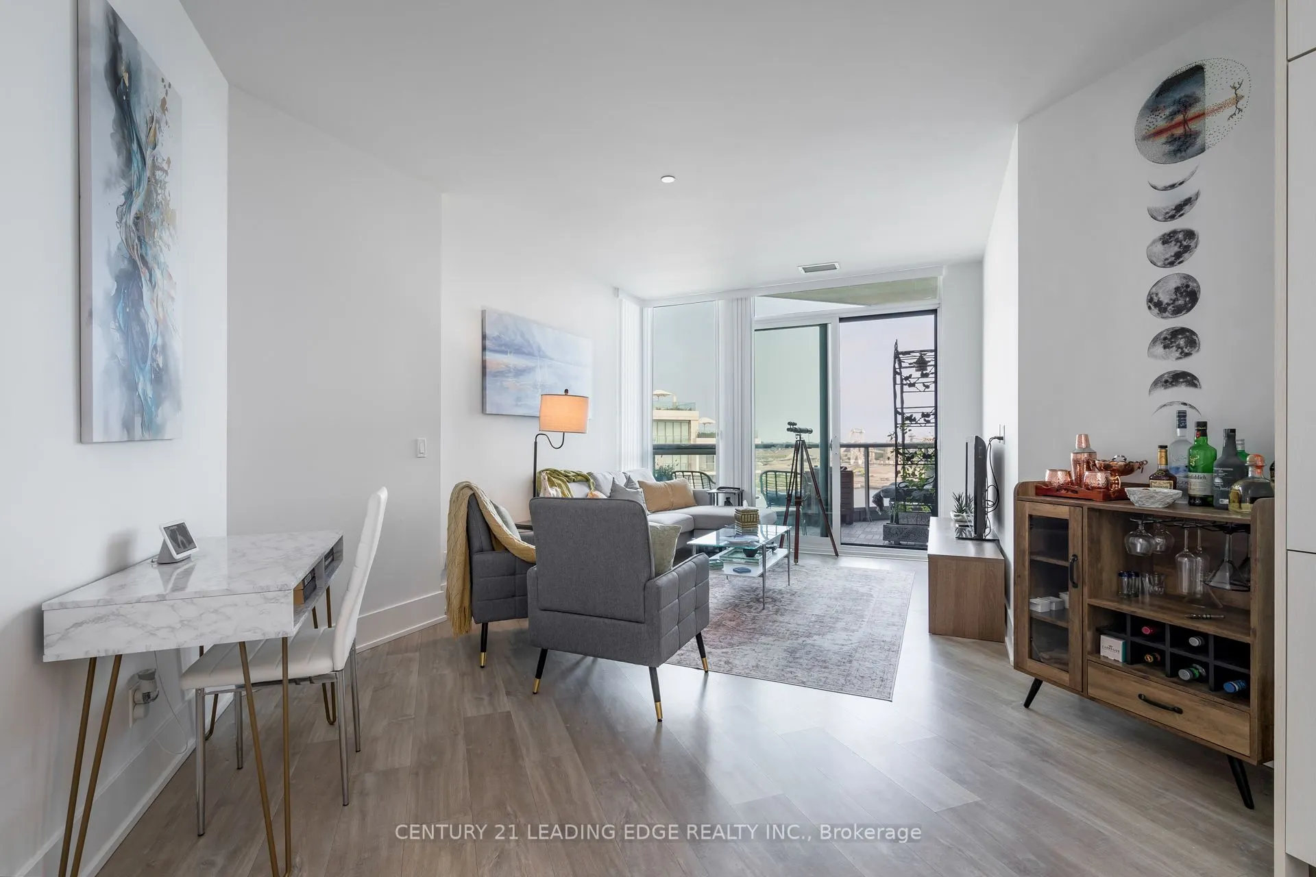 1 Edgewater Drive, #919