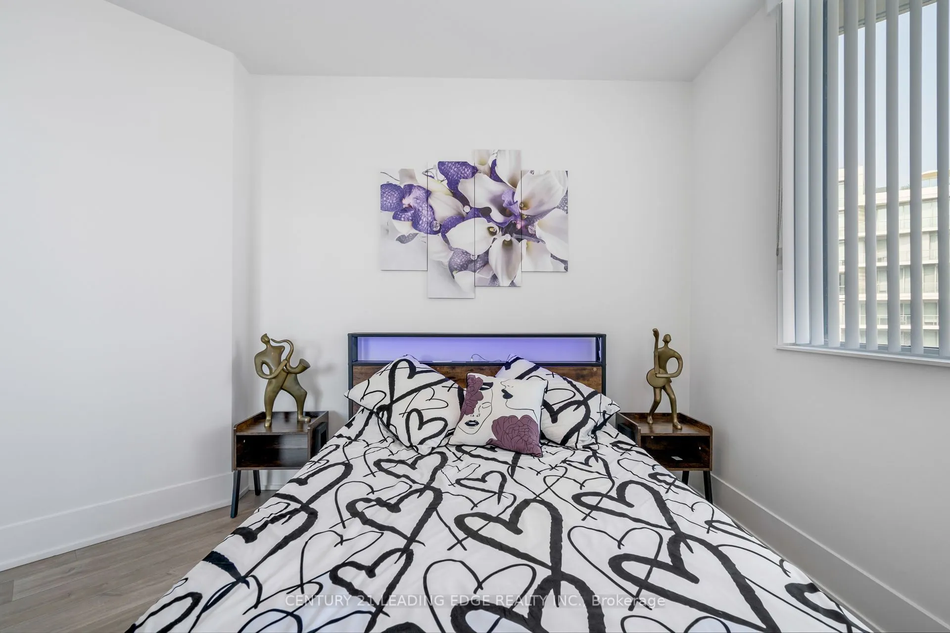 1 Edgewater Drive, #919