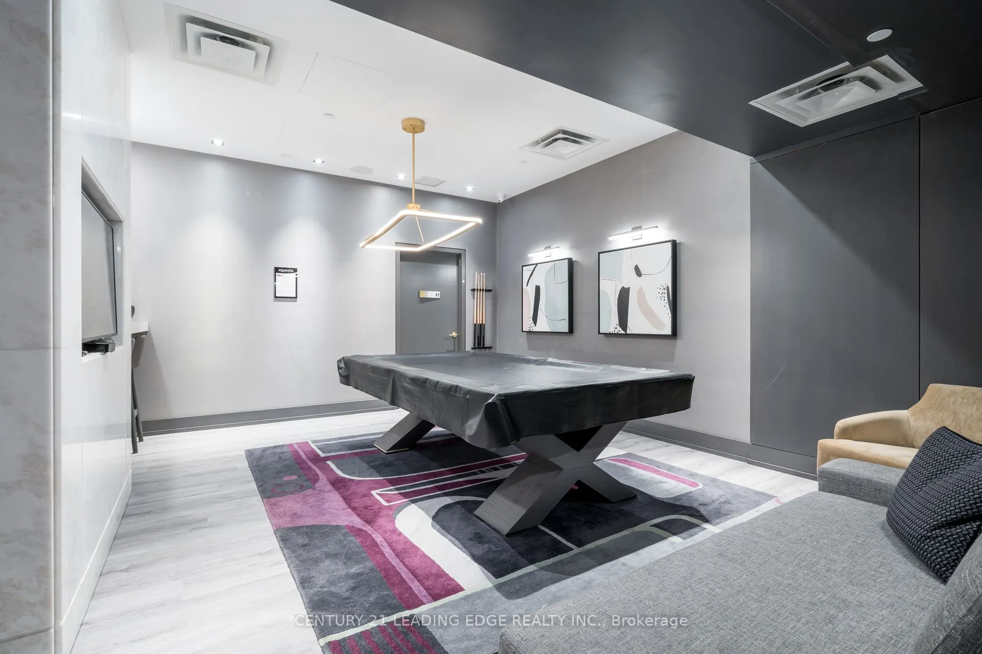 1 Edgewater Drive, #919