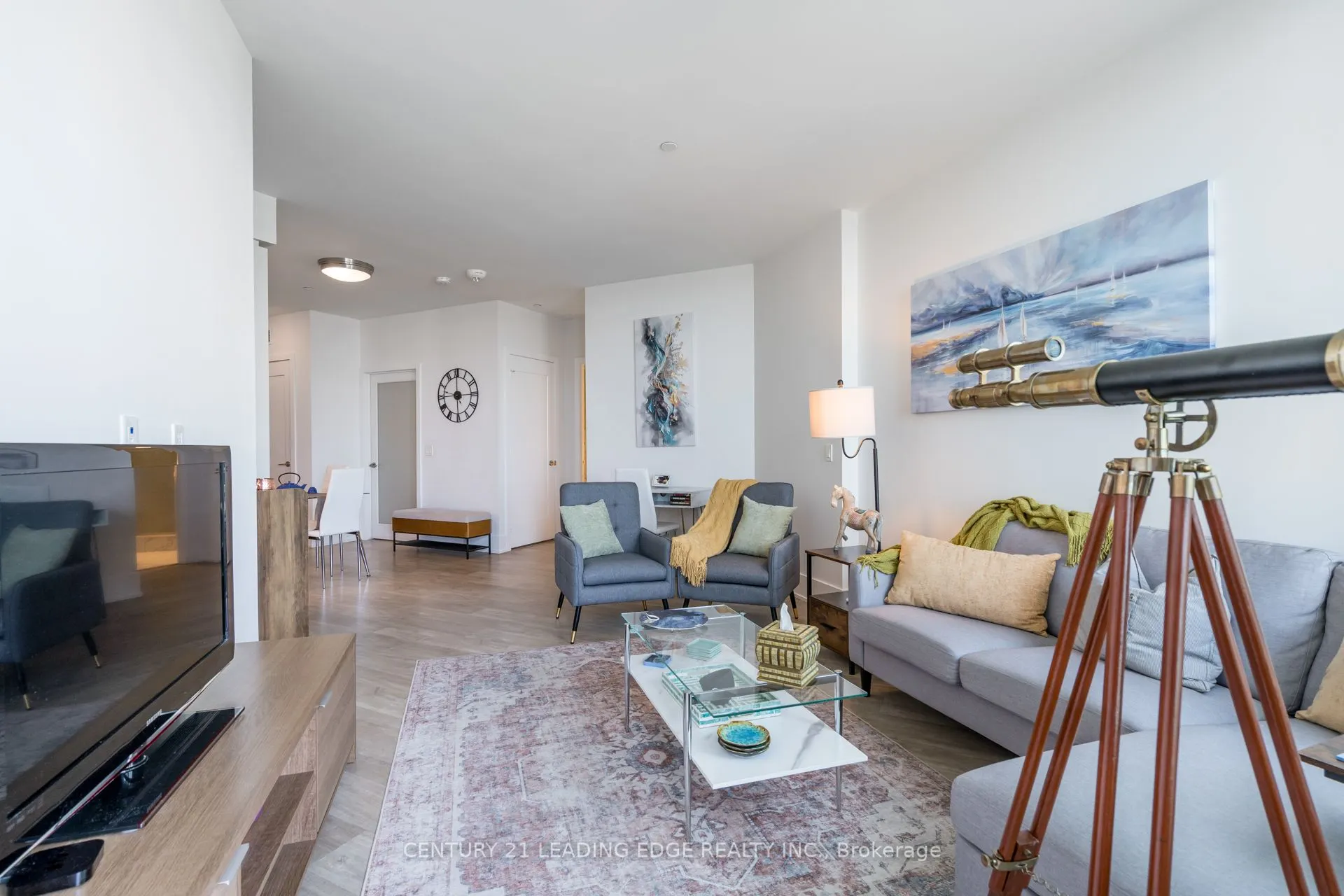 1 Edgewater Drive, #919