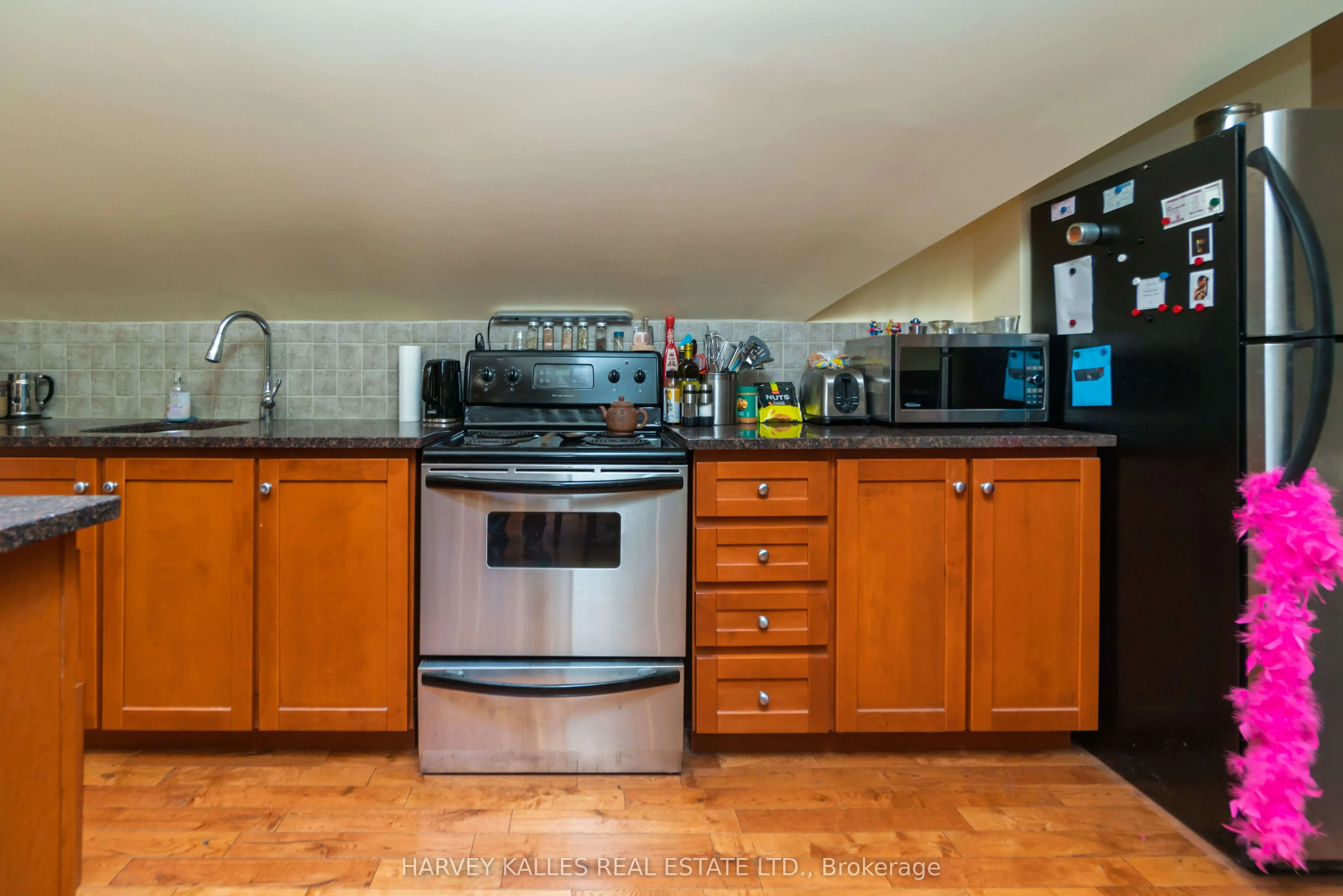 37 Metcalfe Street, #5