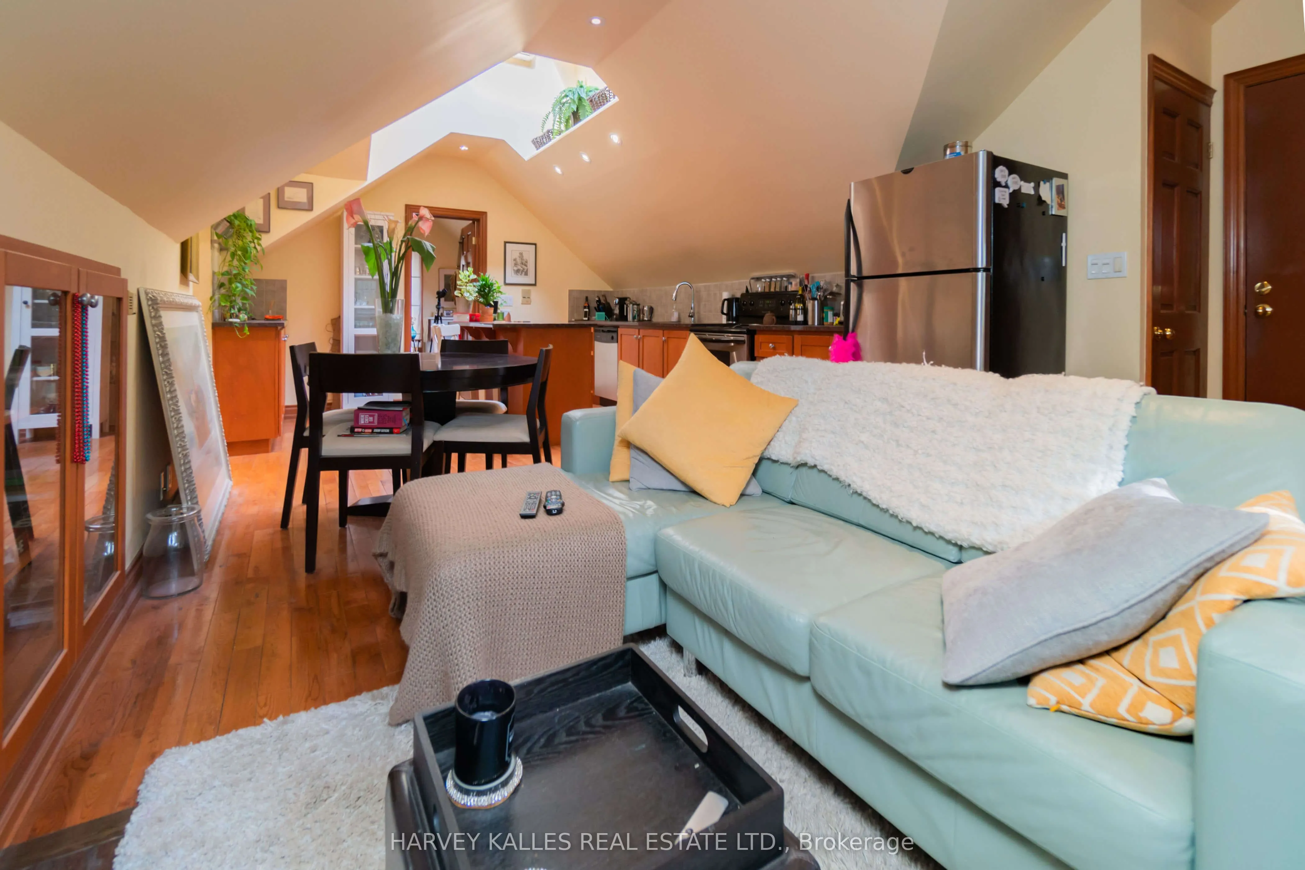 37 Metcalfe Street, #5