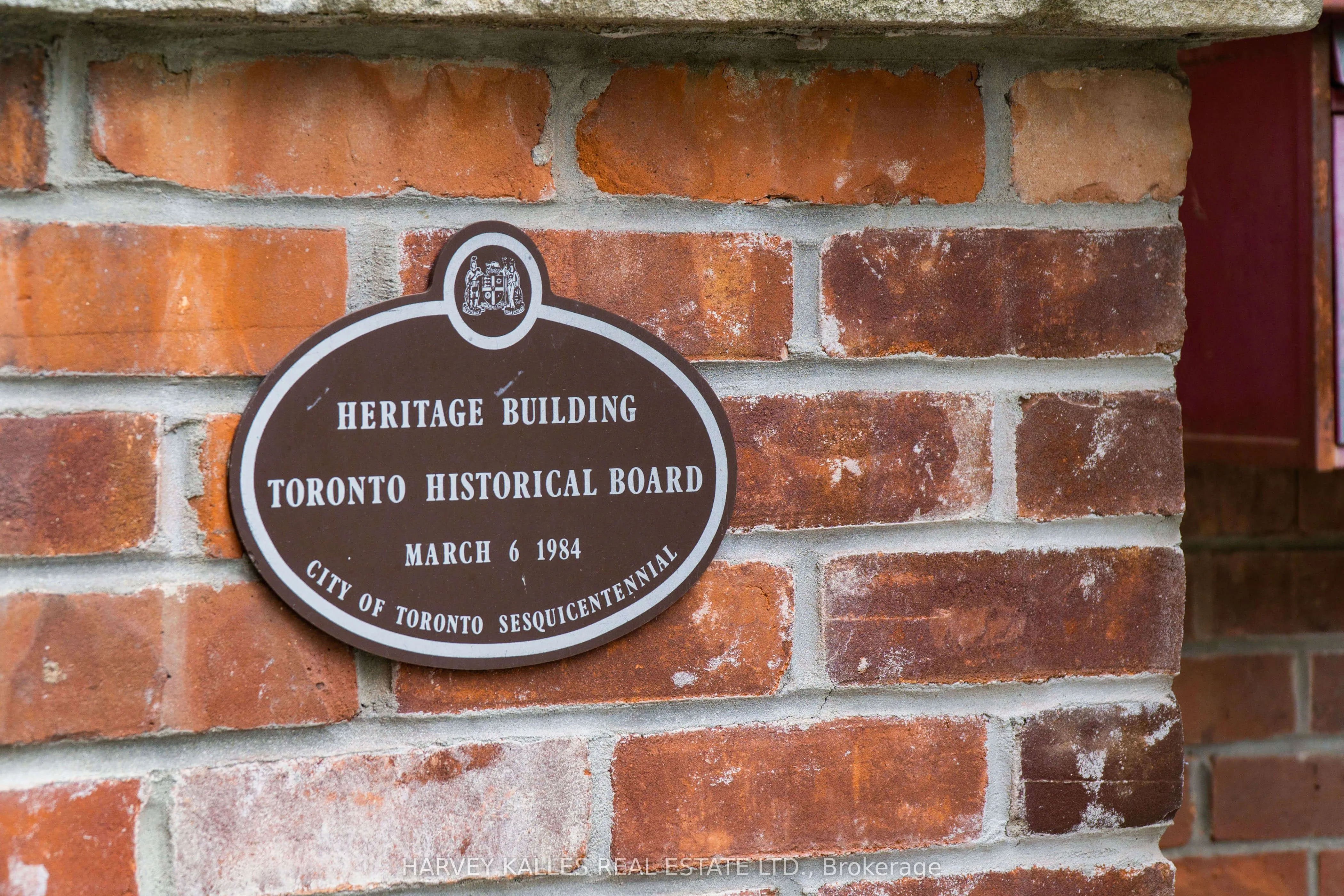 37 Metcalfe Street, #5