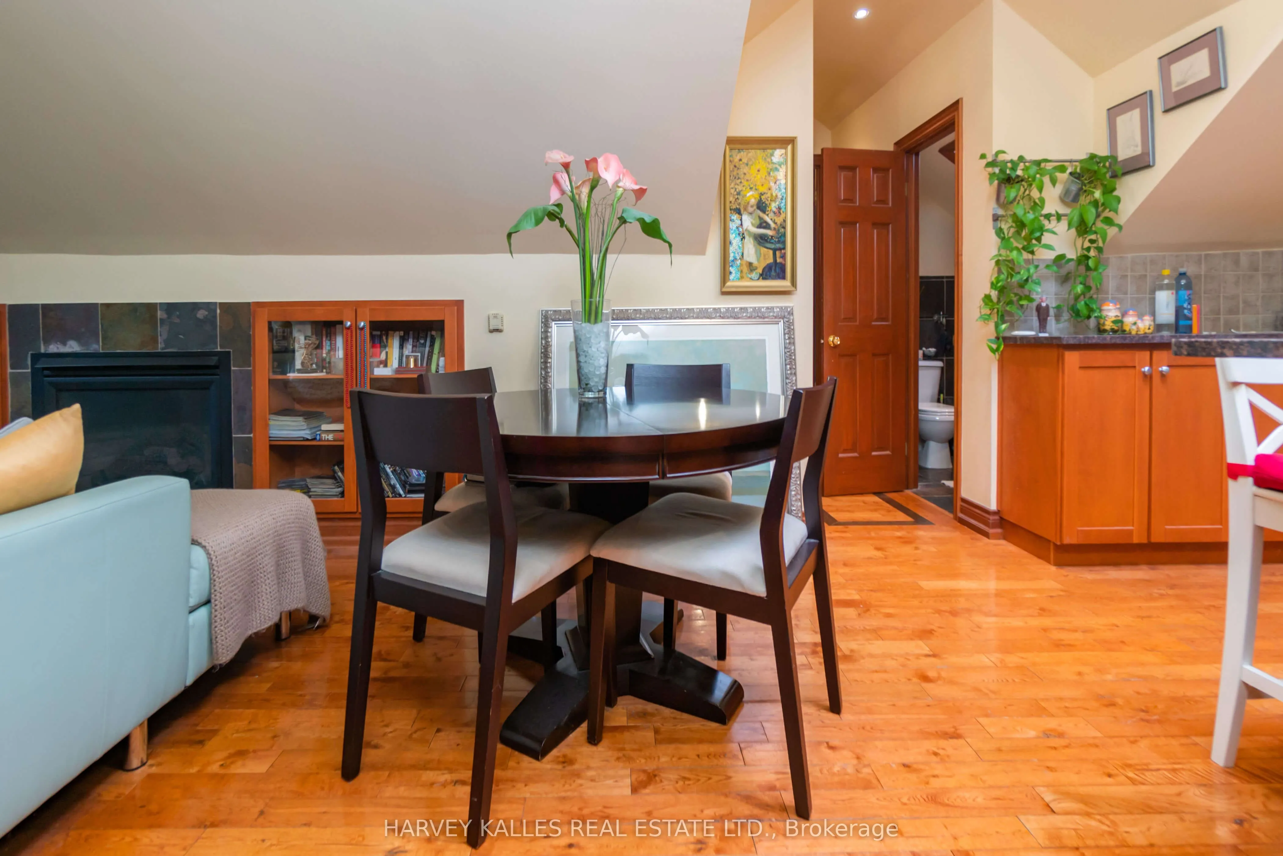 37 Metcalfe Street, #5