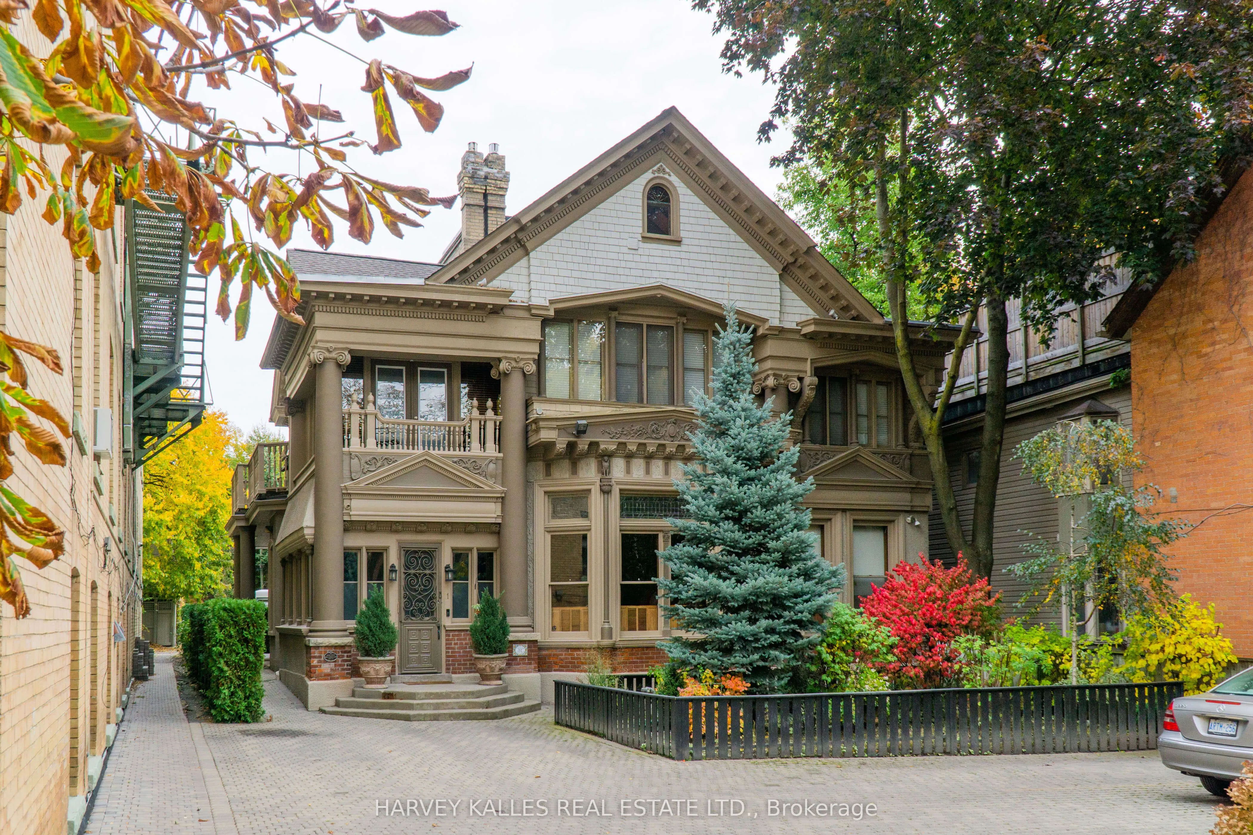 37 Metcalfe Street, #5