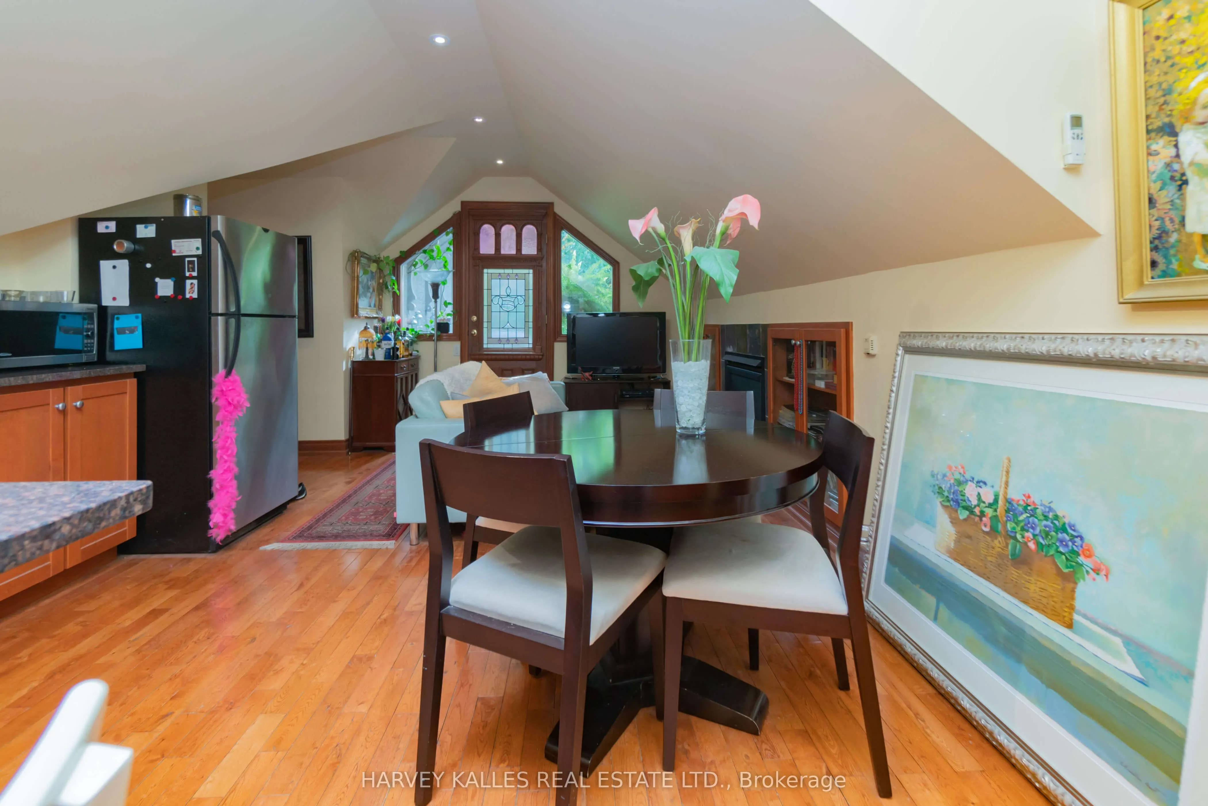 37 Metcalfe Street, #5
