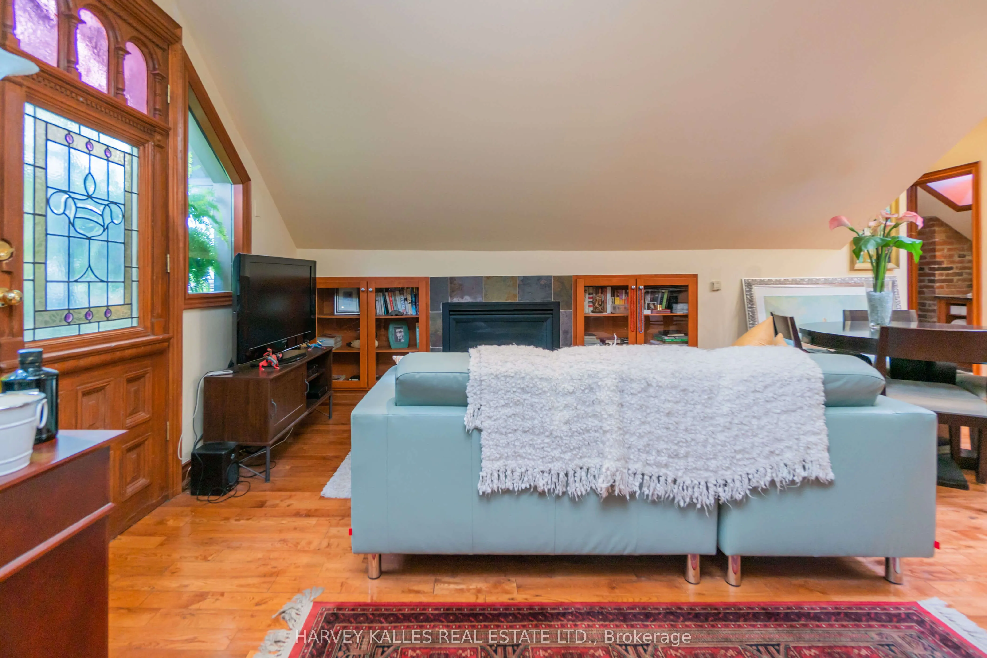 37 Metcalfe Street, #5