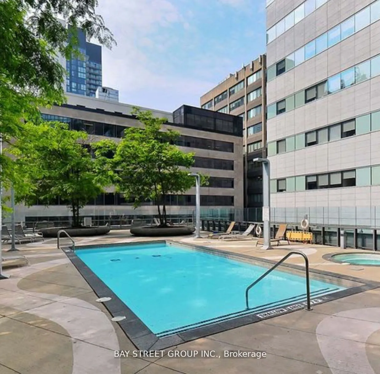 832 Bay Street, #4801