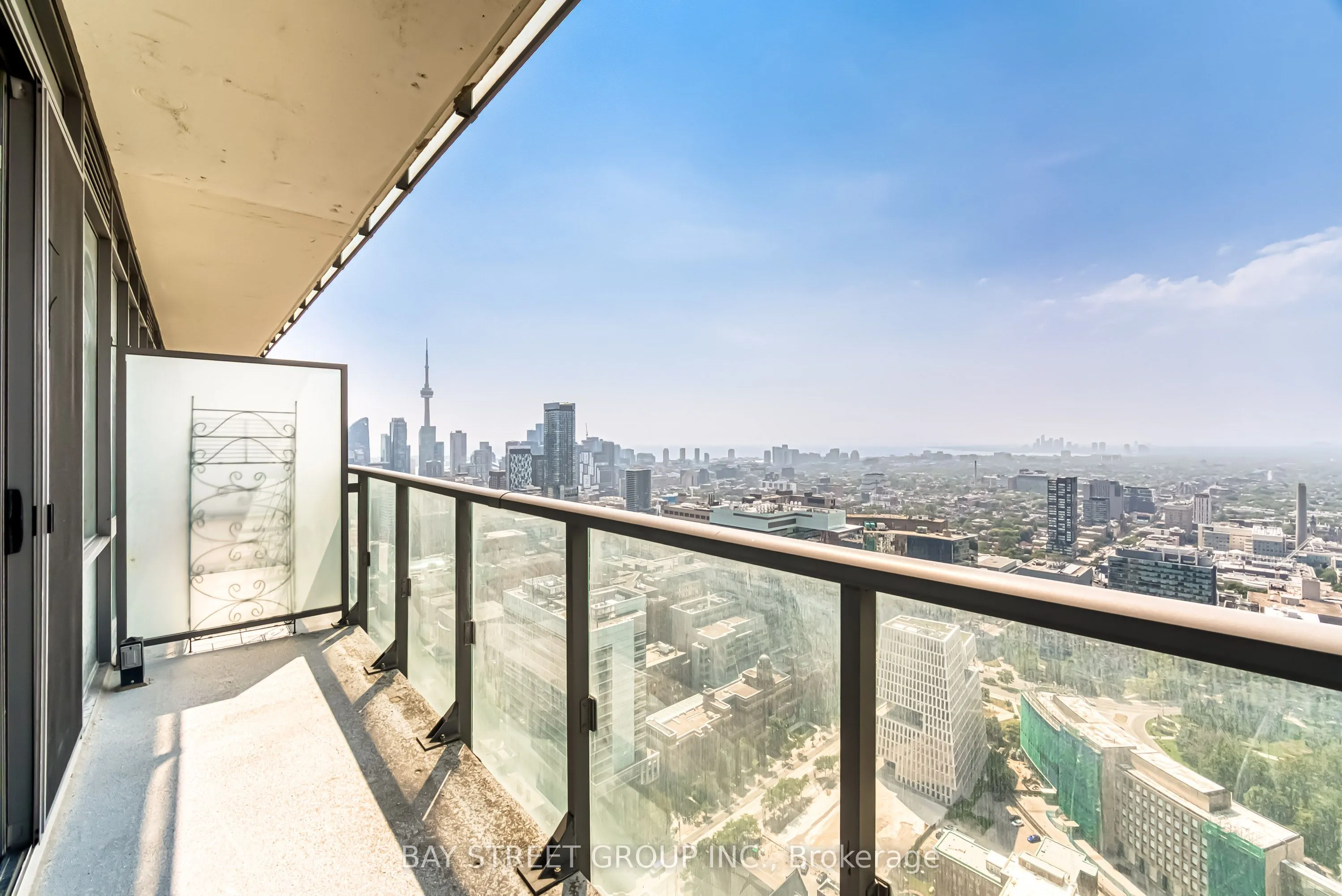 832 Bay Street, #4801
