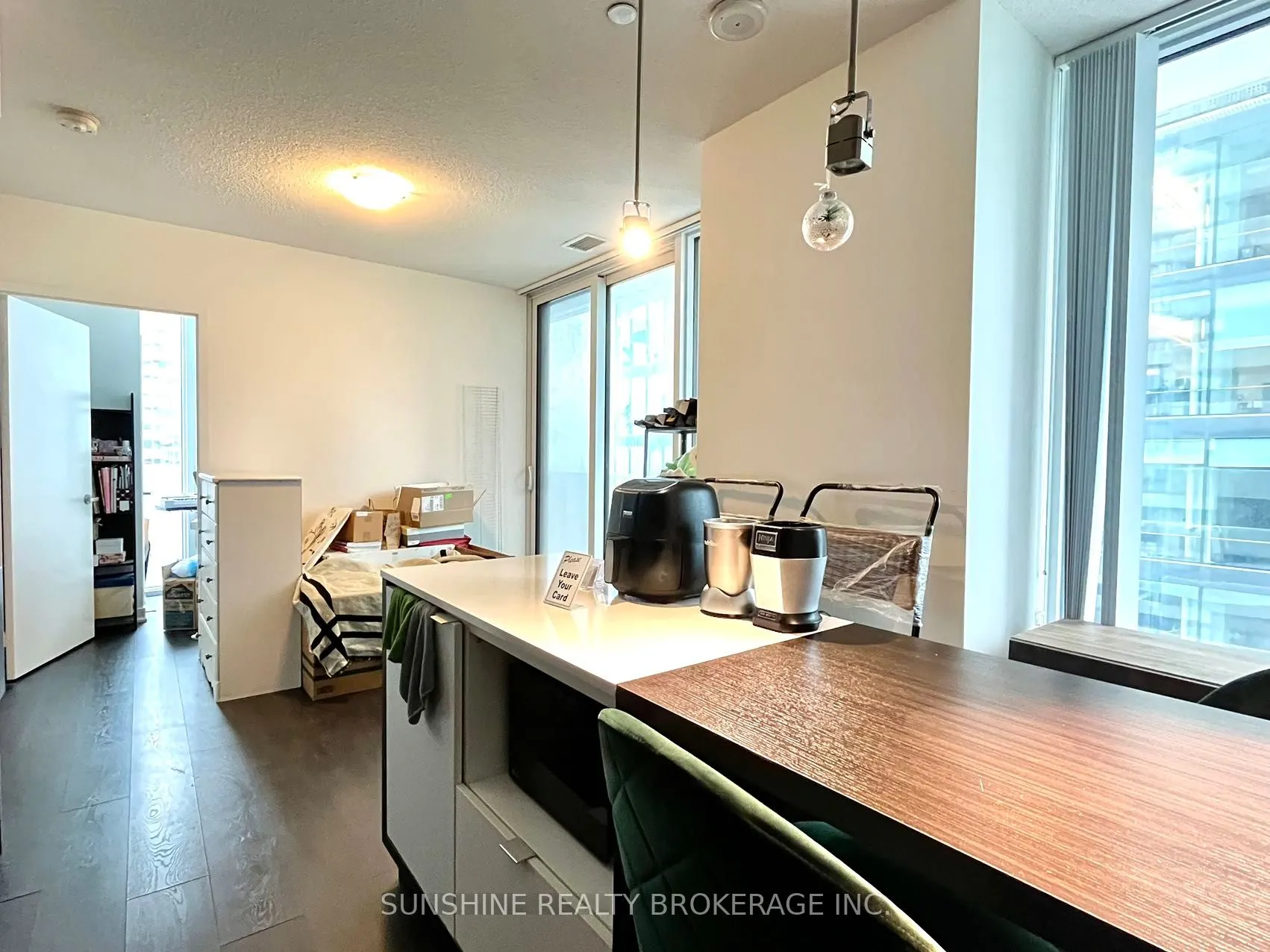 100 Harbour Street, #3810